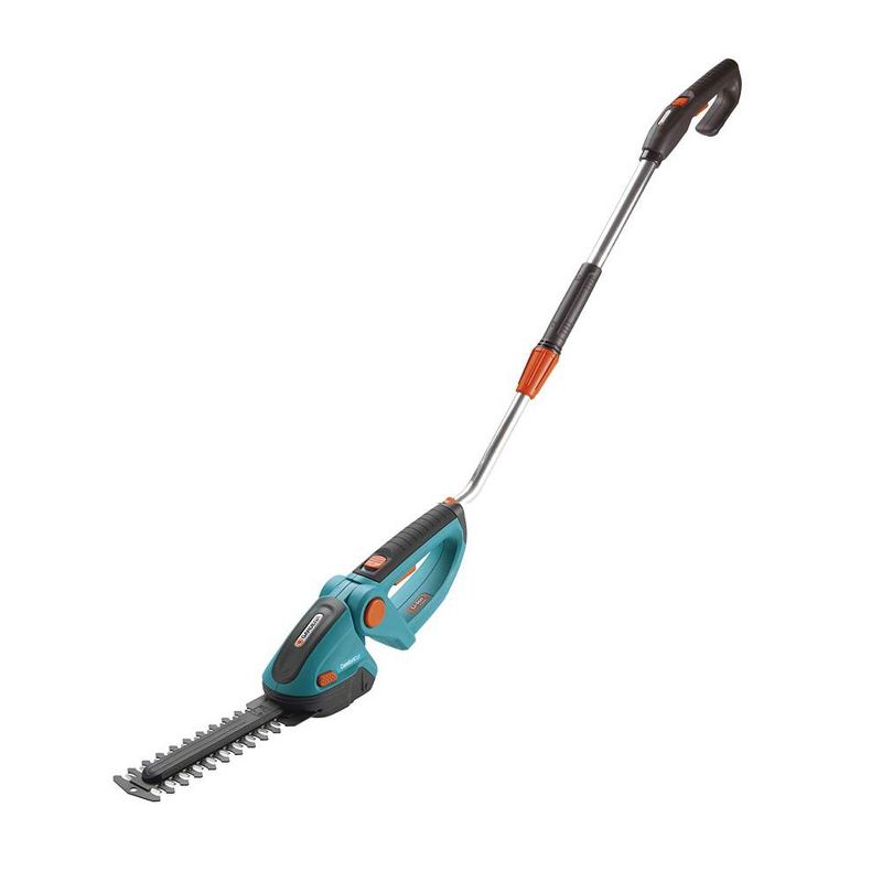 Gardena Telescopic Multi Directional Swivel Handle with Fully Adjustable Height