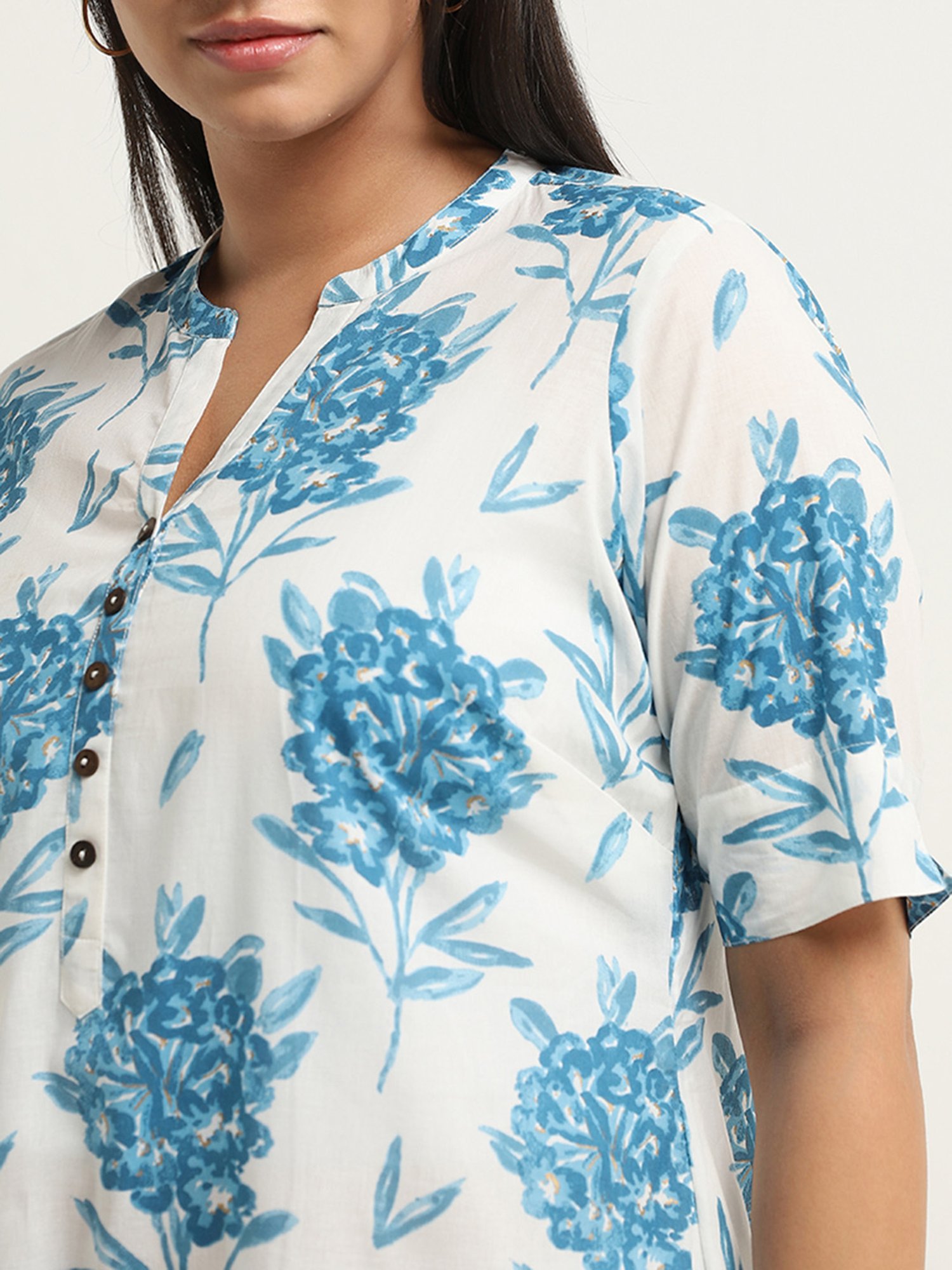 Diza by Westside Blue Floral Design Straight Cotton Kurta