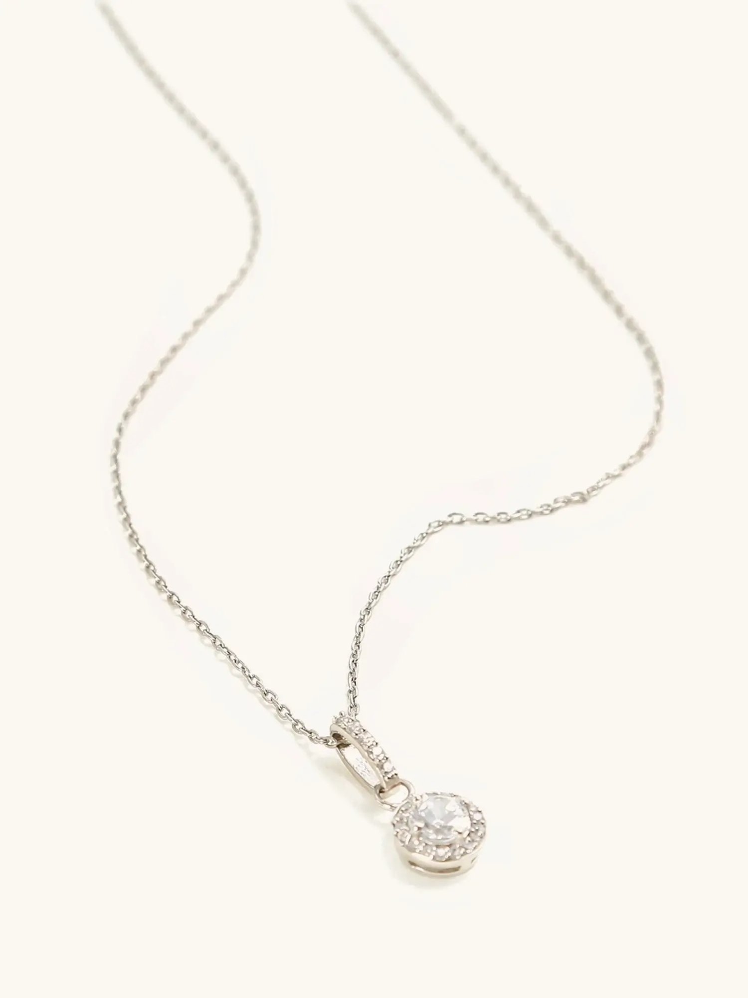 Zavya 92.5 Sterling Silver Pearlescent Elegance Pendant with Chain for Women