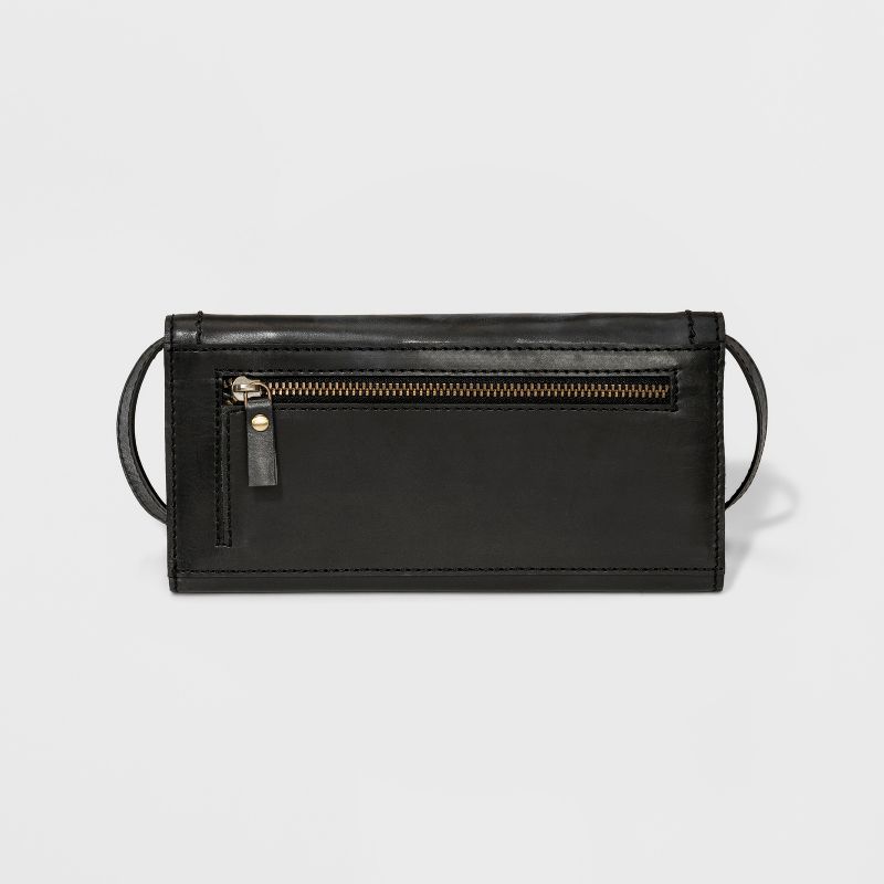 Bolo Randall Snap Closure Wristlet Crossbody Bag - Black