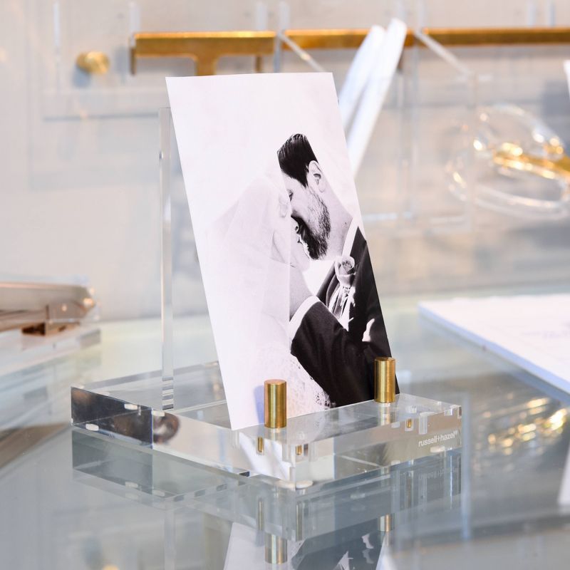 RUSSELL + HAZEL Acrylic Easel