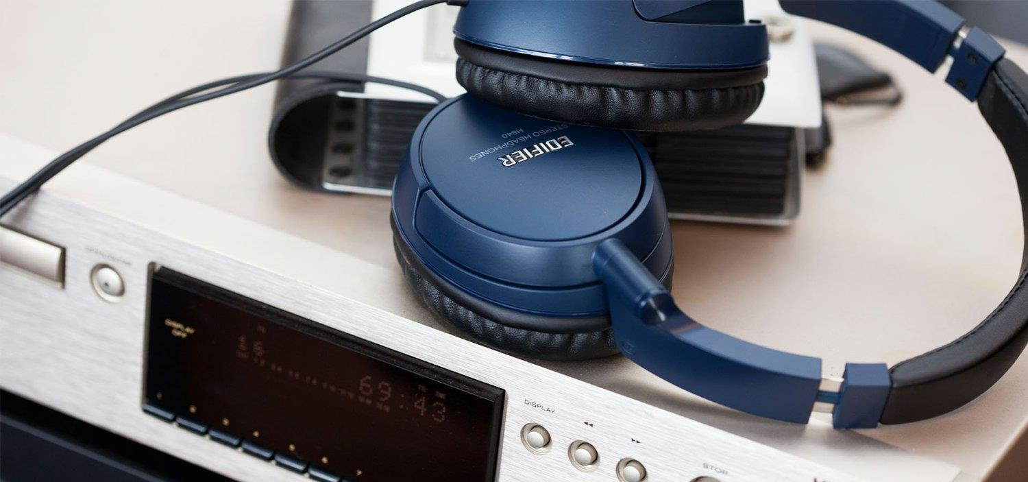 Edifier H840 Audiophile Over-The-Ear Headphones - Hi-Fi Over-Ear Noise-Isolating Closed Monitor Music Listening Stereo Headphone - Blue