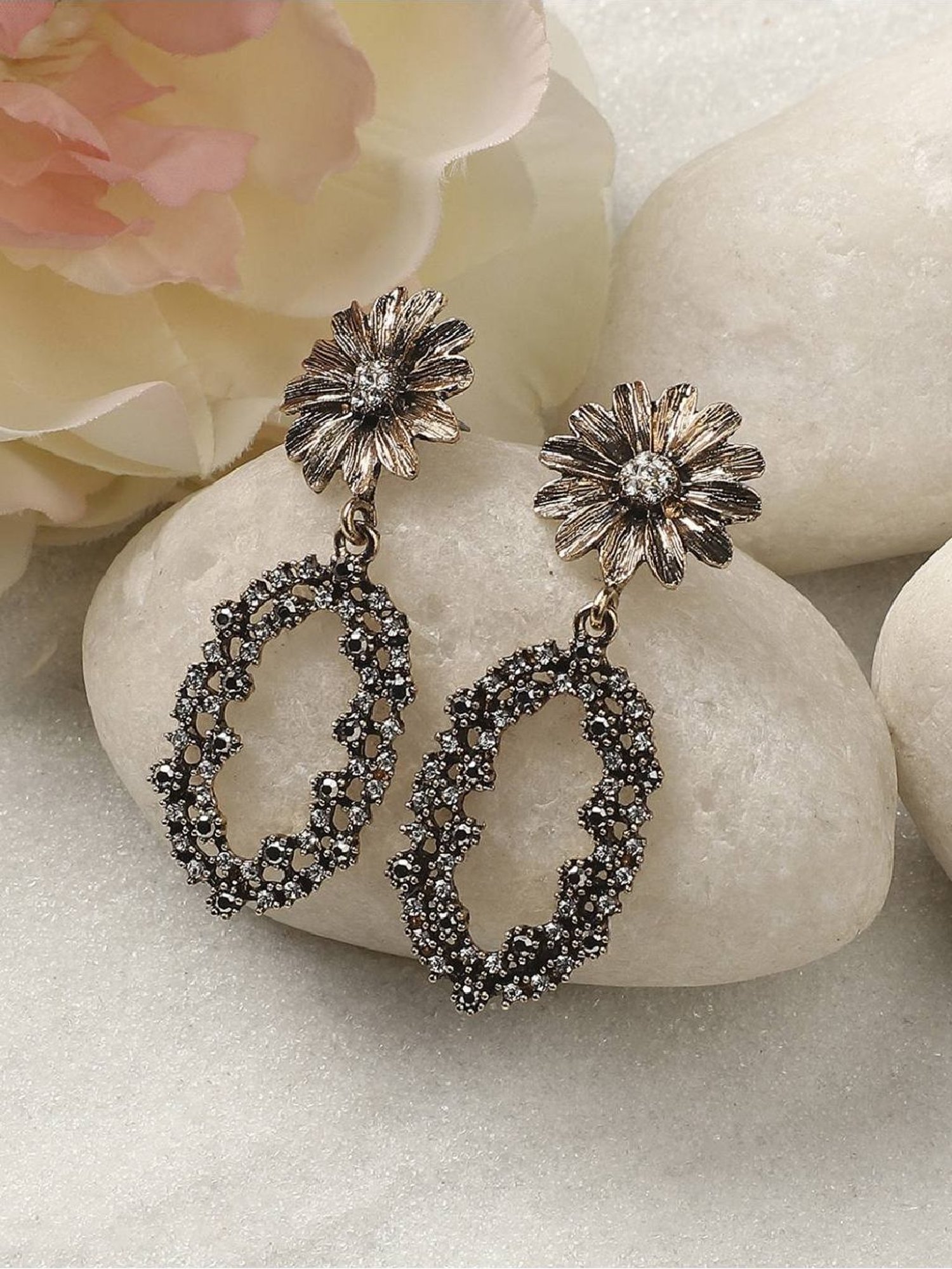 Sohi Women's Daisy Intricate Oval Drop Earrings  Gold