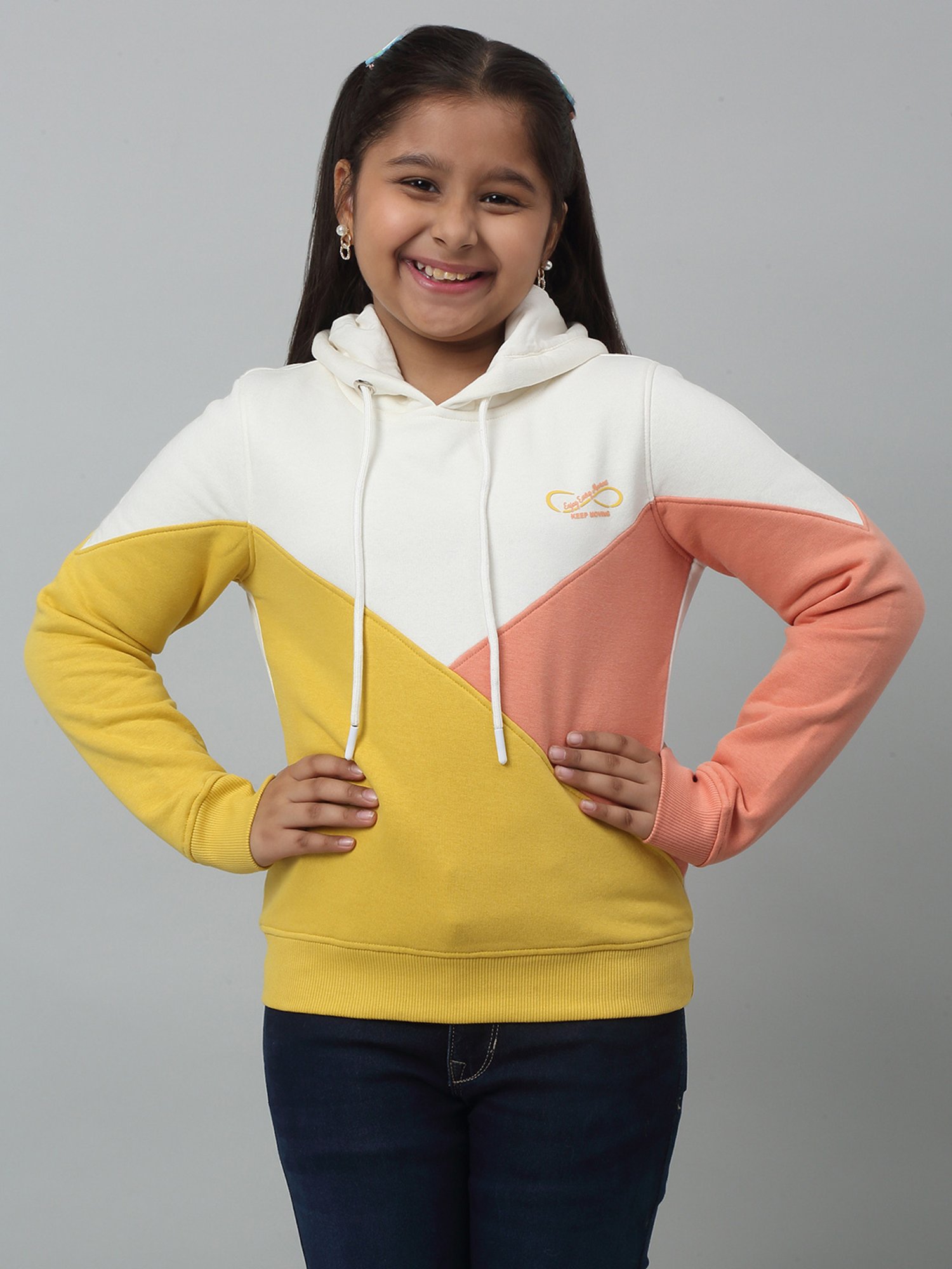 Cantabil Kids Yellow Color Block Full Sleeves Sweatshirt