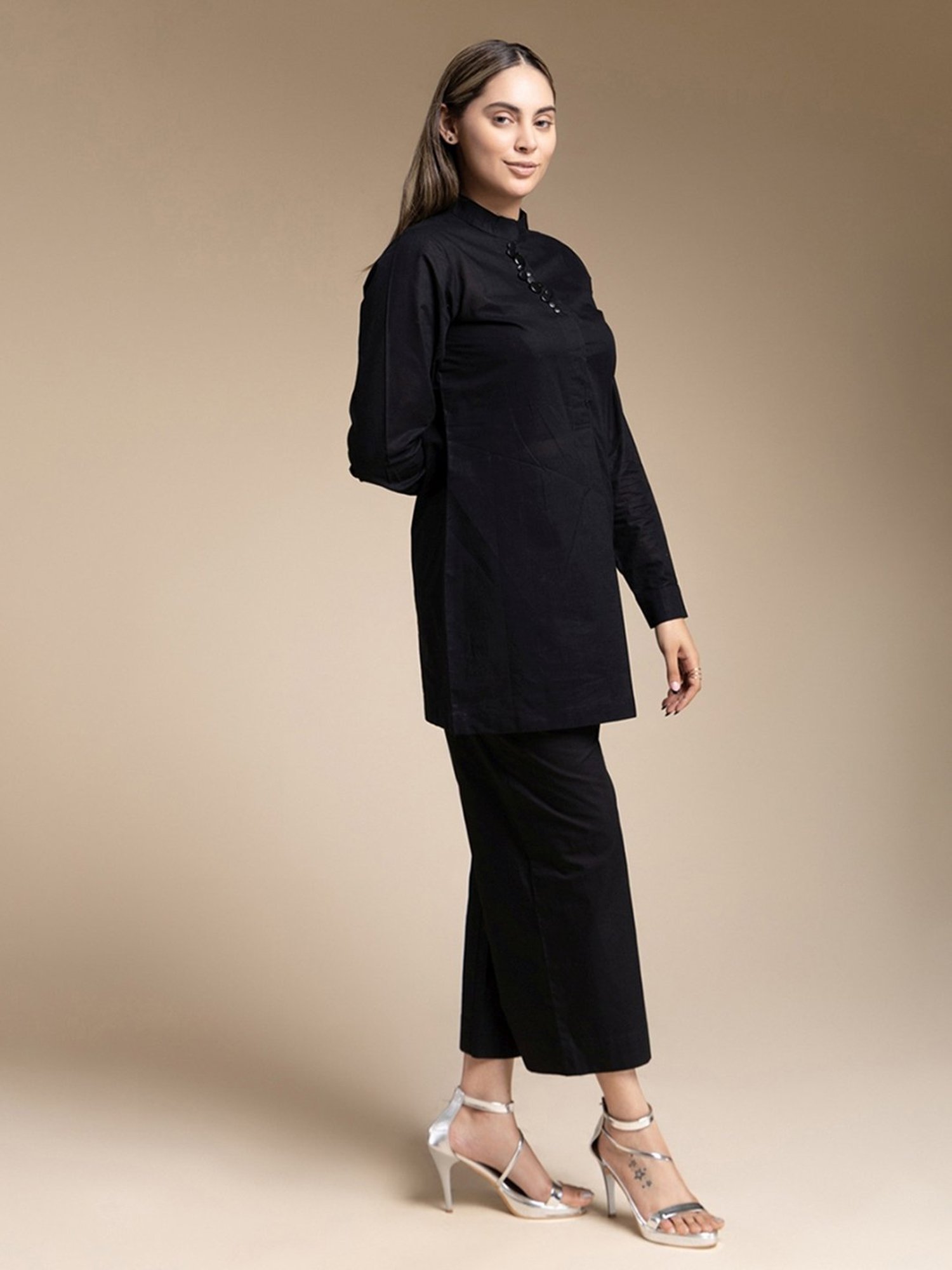 House of Manaa Black Hom Allure Kurta with Pallazo