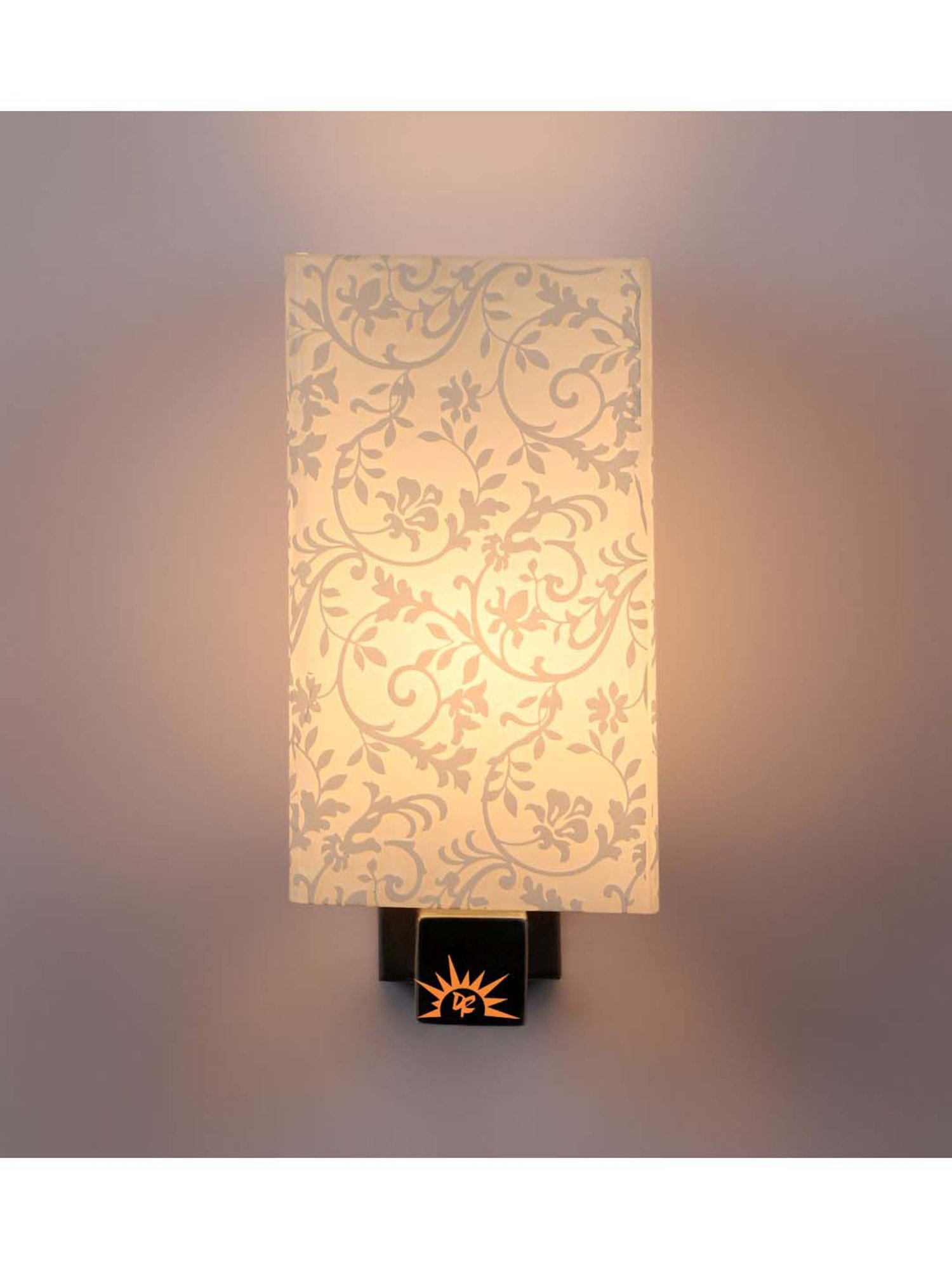 DecorativeRay White Wall Light - Set of 1