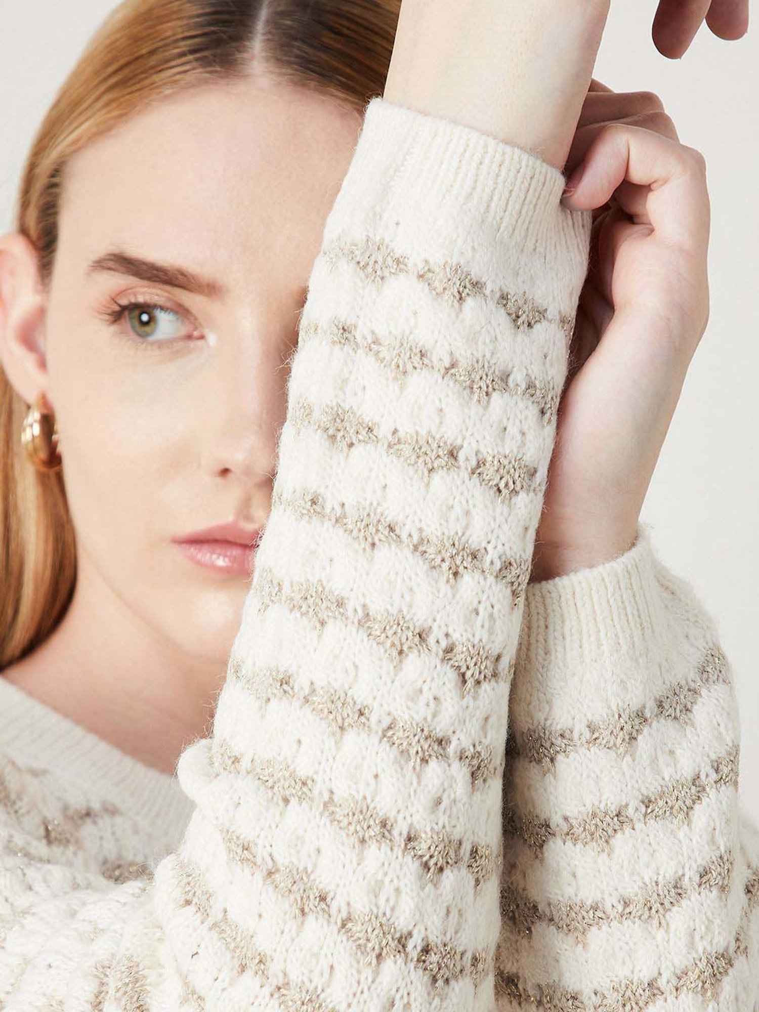 Code by Lifestyle Off-White Self Pattern Top