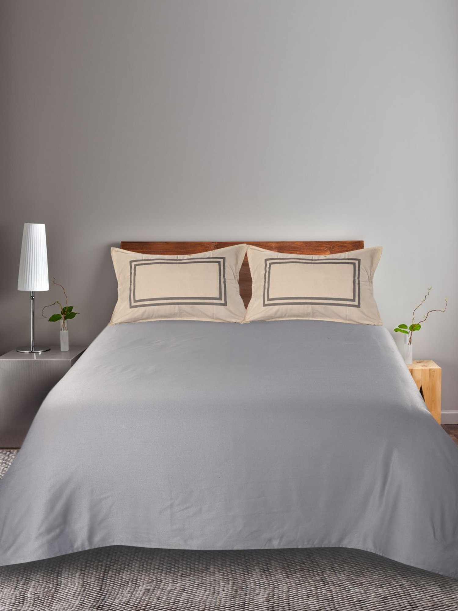 Saral Home Abstract Grey 155 TC Cotton King Sized Bed Sheet with 2 Pillow Covers