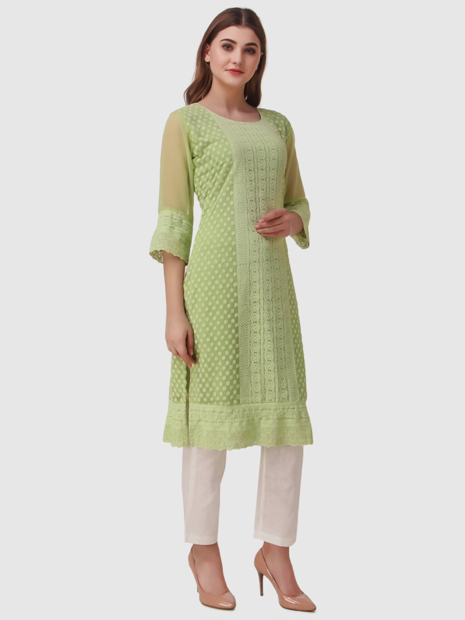 SWAGG INDIA Green Embroidered Straight Kurta