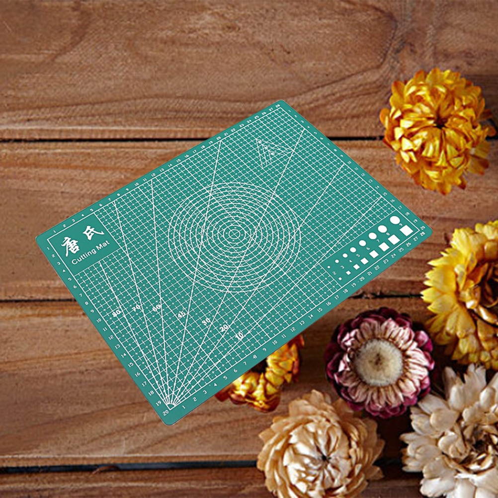 Double-sided PVC Cutting Mat Self-healing Cutting Pad Patchwork Cut Board for Manual DIY Cutting - Green (A4)