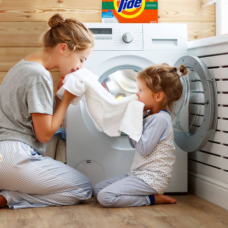 Tide Turbo Mountain Spring High Efficiency Powder Laundry Detergent - 143oz