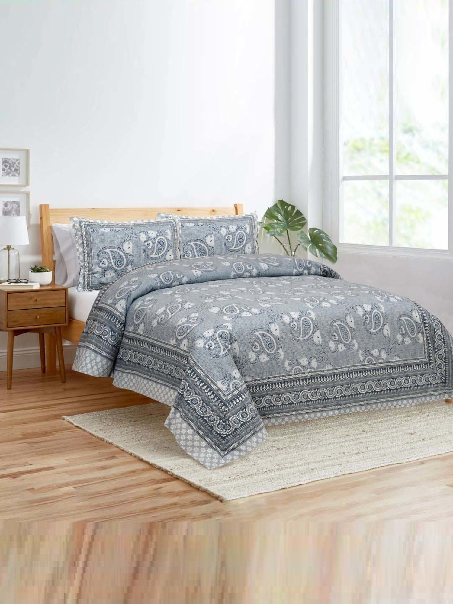 JaipurFabric Grey 180 TC 100% Cotton Paisley Art Double Bedsheet with 2 Pillow Covers