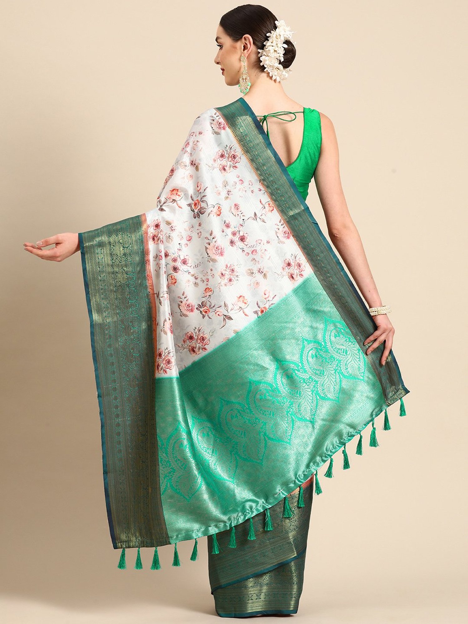 Silk Land Grey Silk Floral Saree With Unstitched Blouse