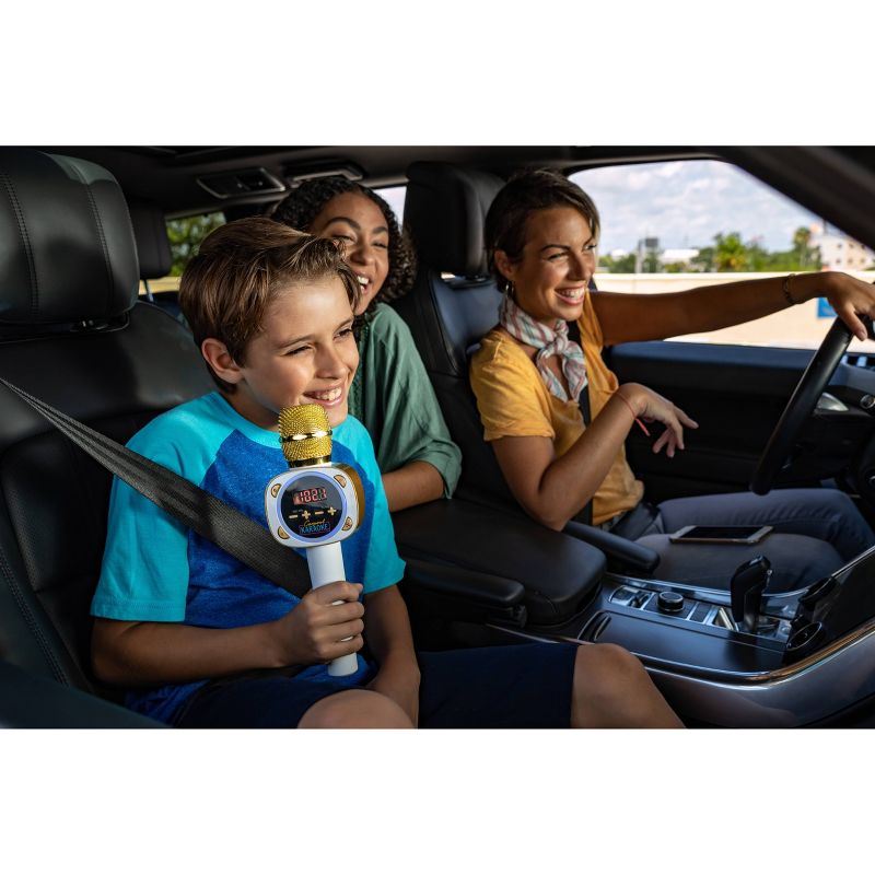 Singing Machine Official Carpool Karaoke, The Mic