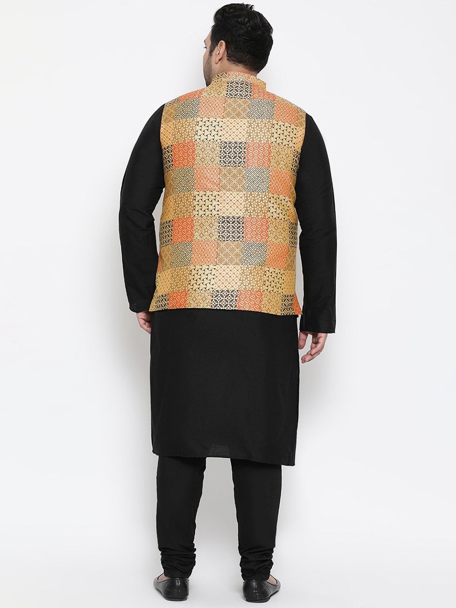 KISAH PLUS Multicolored Regular Fit Printed Kurta Set With Jacket