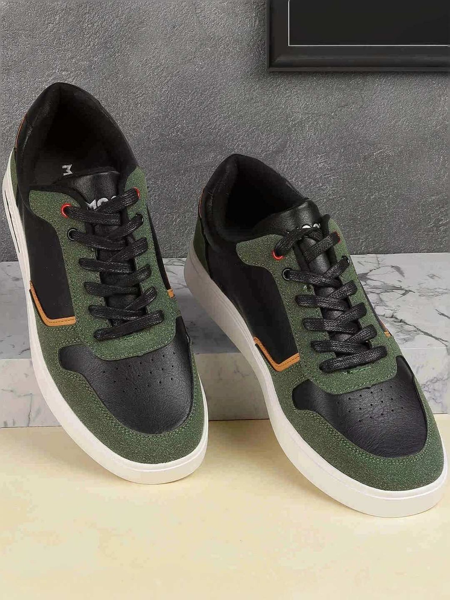 Asics Men's GEL-QUANTUM 360 VIII Blue Casual Sneakers