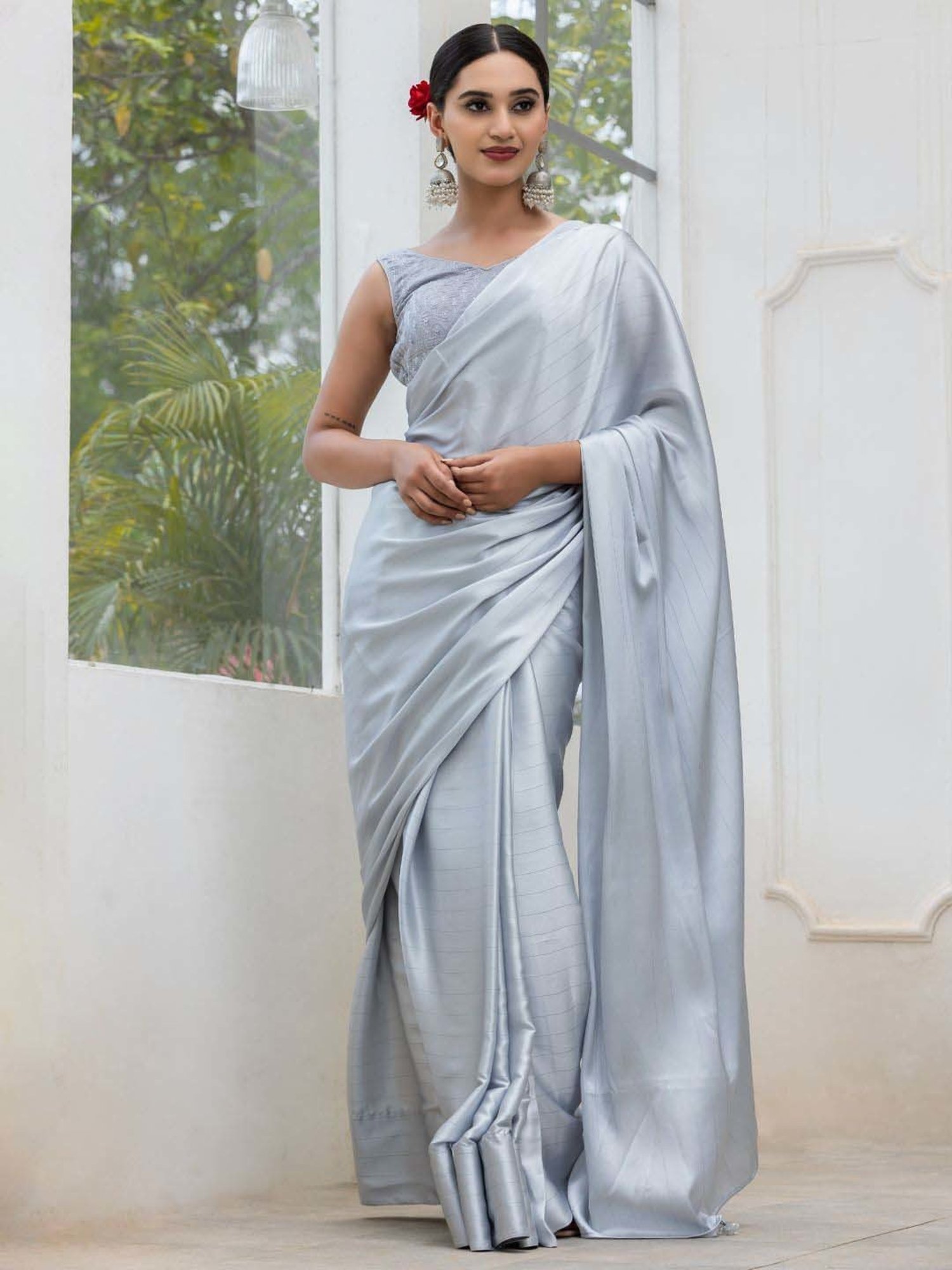 Swtantra Grey Striped Saree With Unstitched Blouse