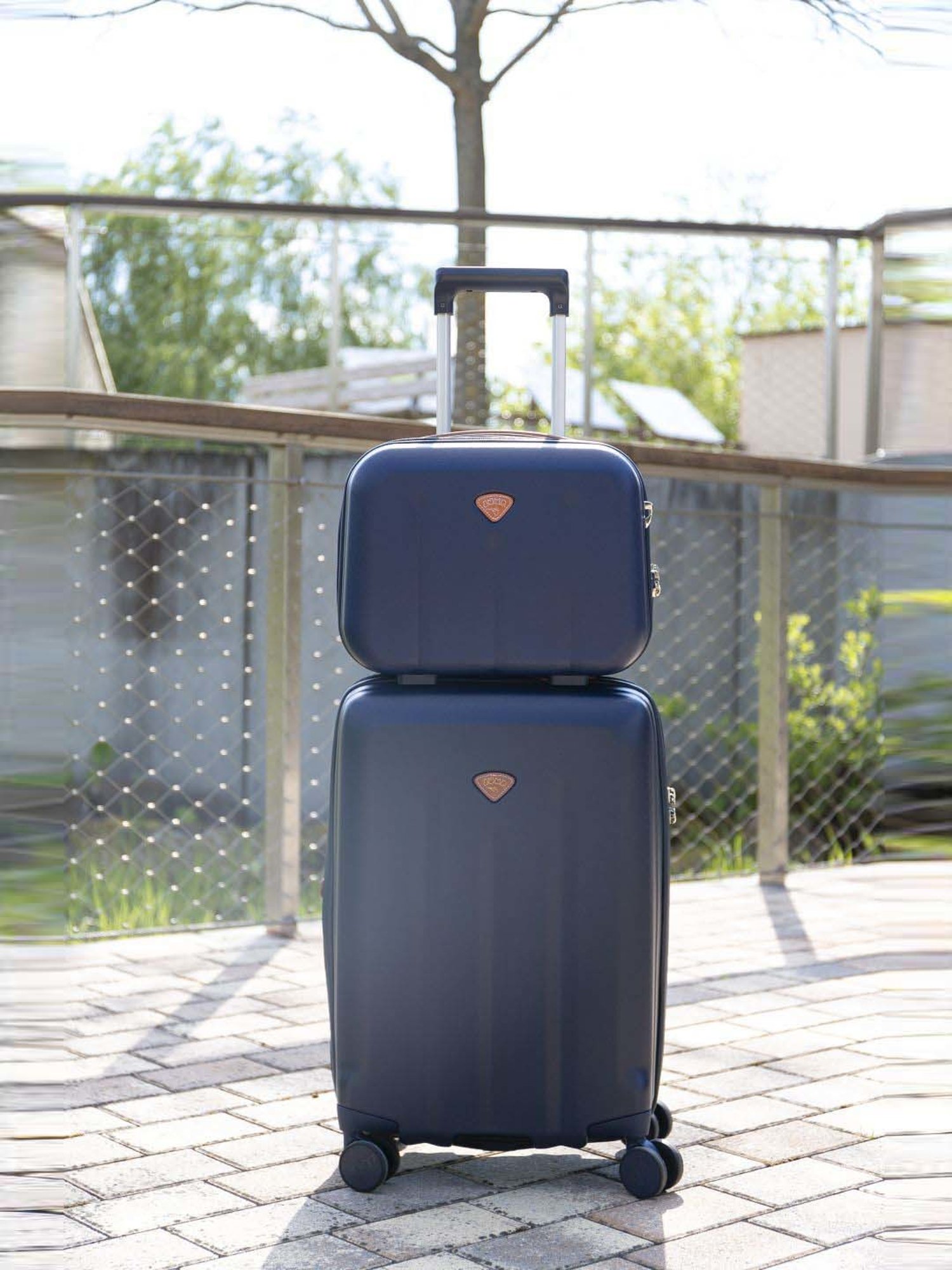 Jump Uppsala Rigid Navy 8 Wheels Small Hard Cabin Trolley Bag