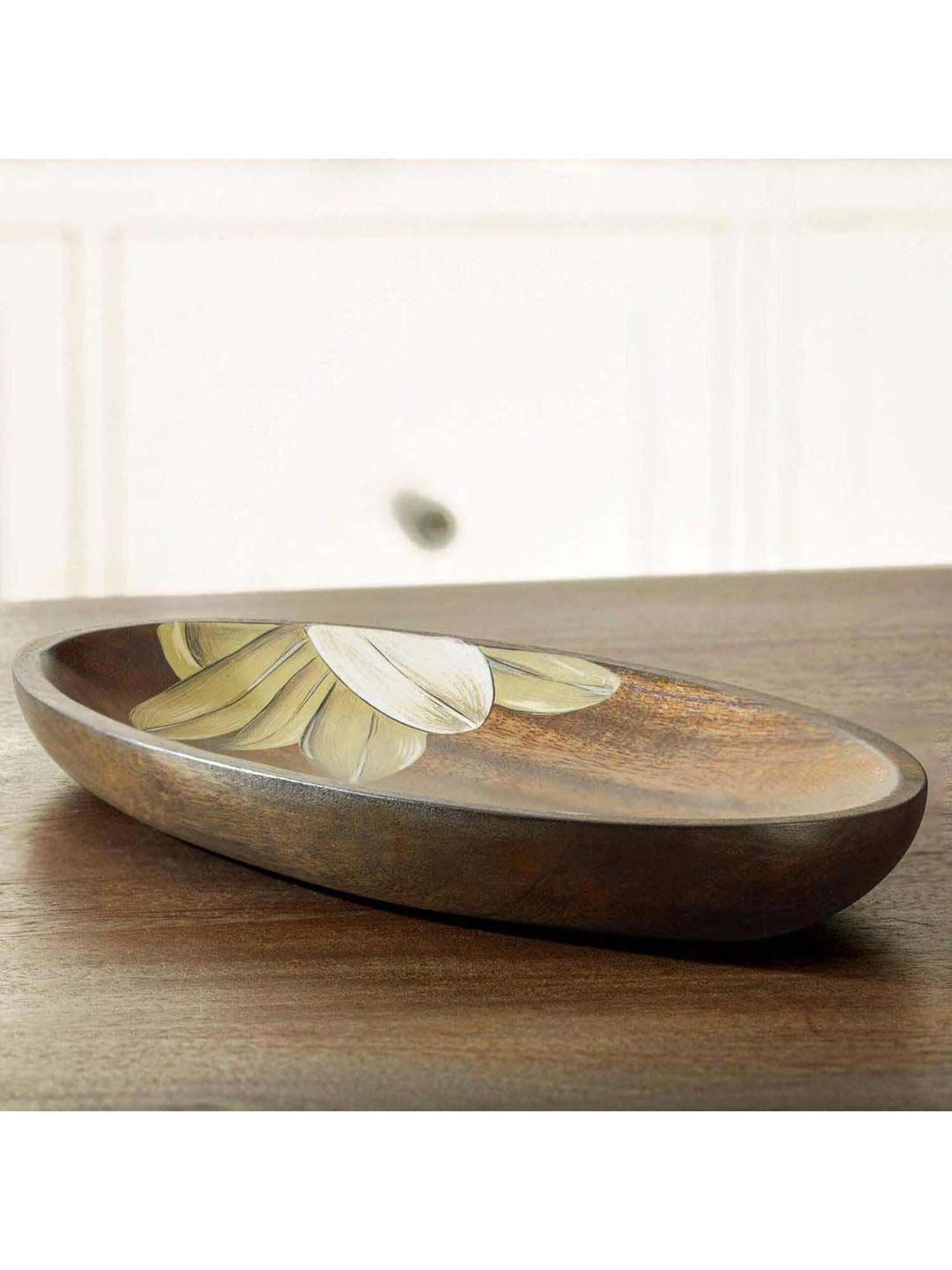 ellementry Frangipani Brown Wooden Oval Platter - Set of 1
