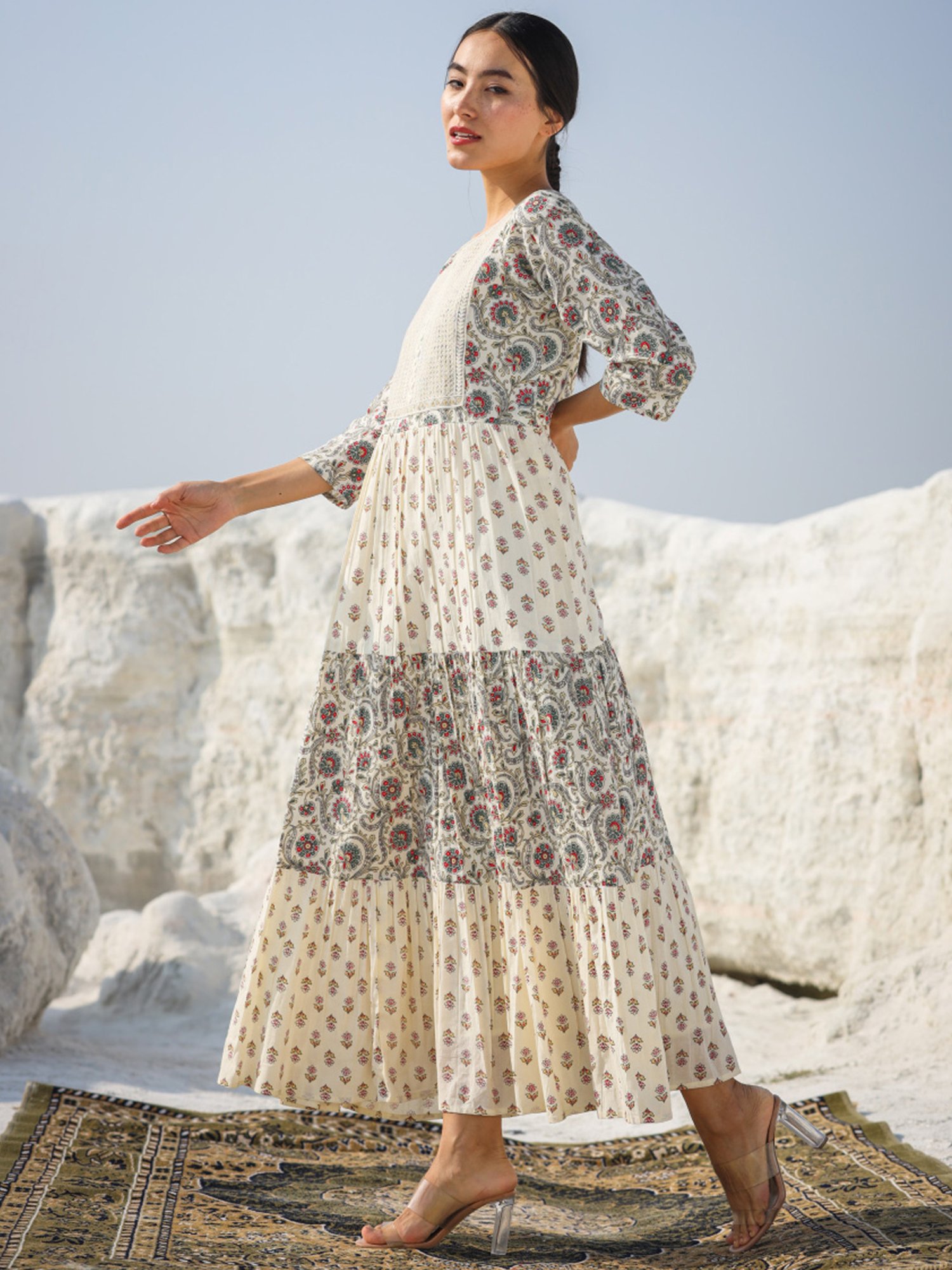 Zolo Label Off-White Cotton Embroidery A-Line Dress With Scarf