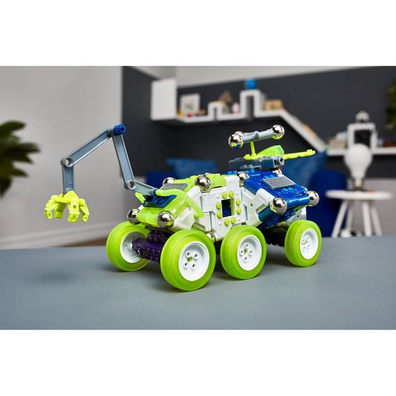 Mega Construx Magnext 5-in-1 Mag-Explorers Construction Set