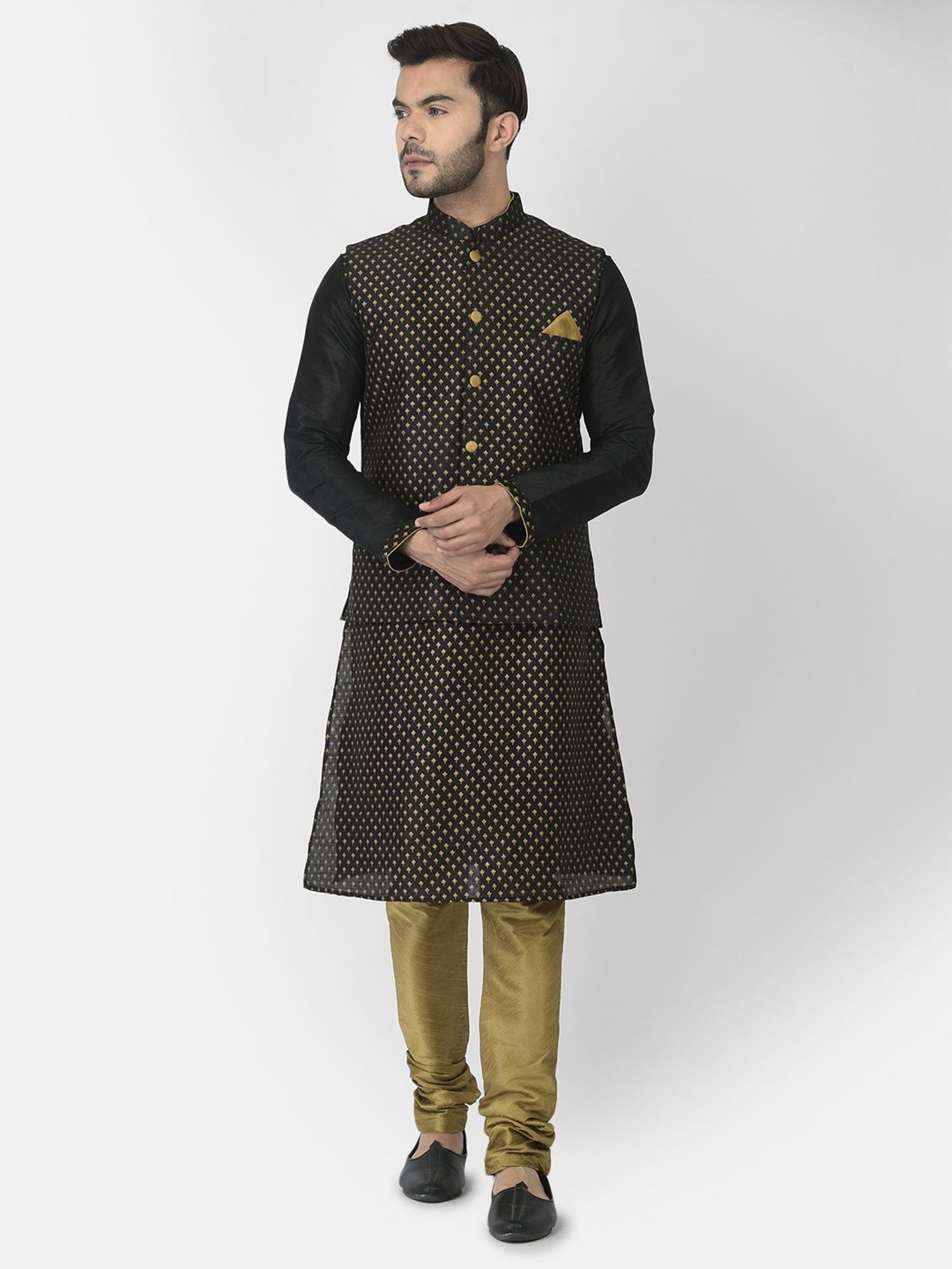 Deyann Black & Green Regular Fit Self Pattern Kurta Set With Jacket