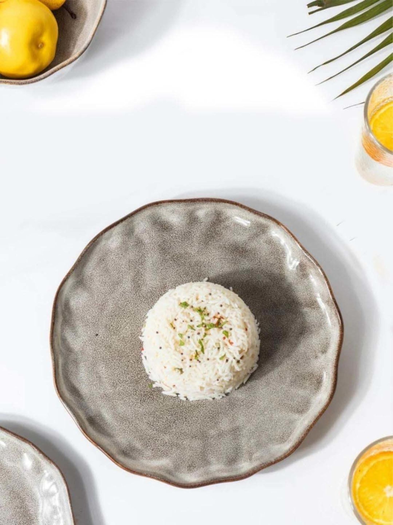 Nestasia Premium Quality Hand-Crafted Eclectic Stoneware Dinner Plate Grey With Wavy Brown Edge