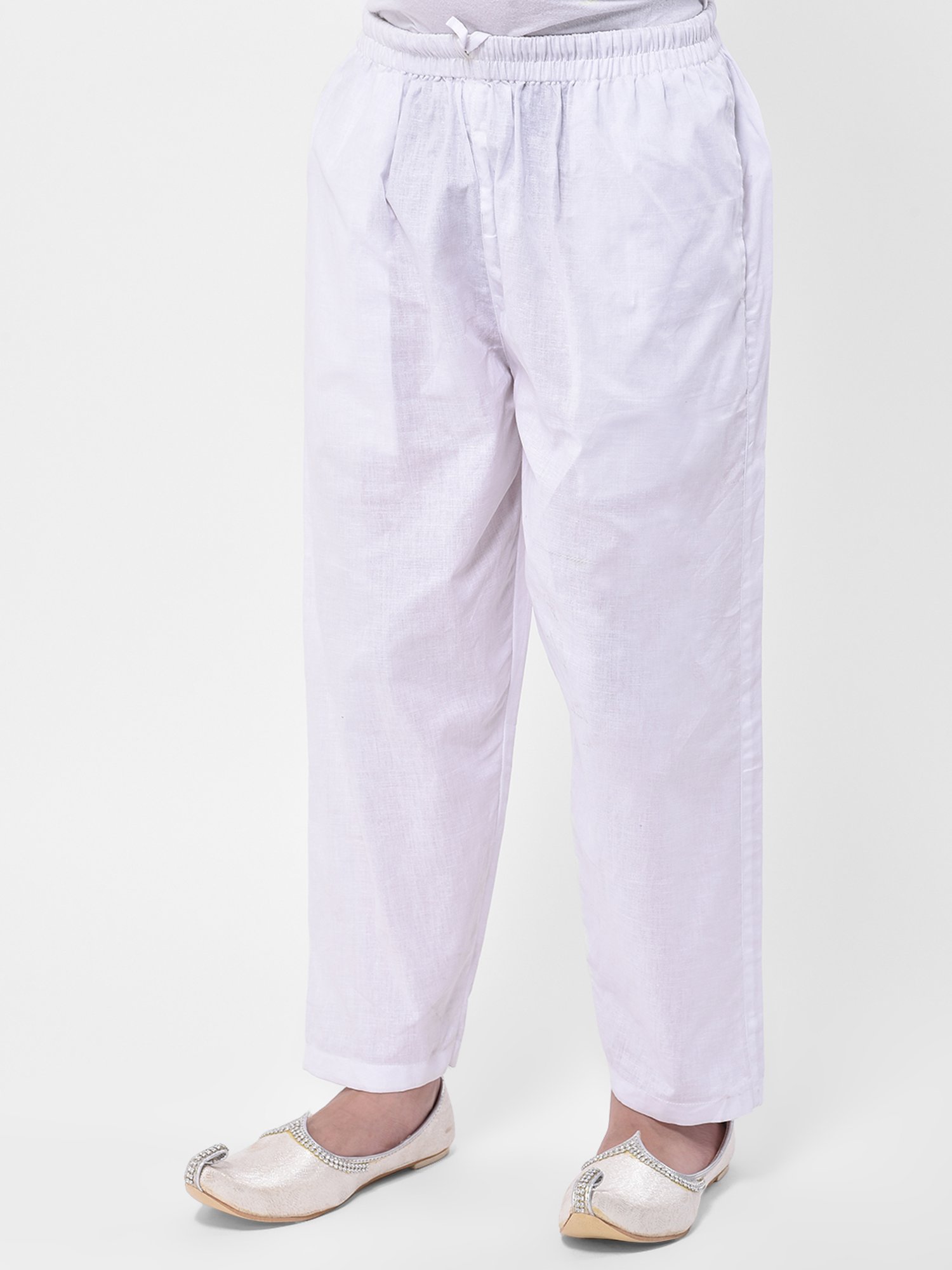 Deyann Kids Peach & White Solid Full Sleeves Kurta with Pyjamas