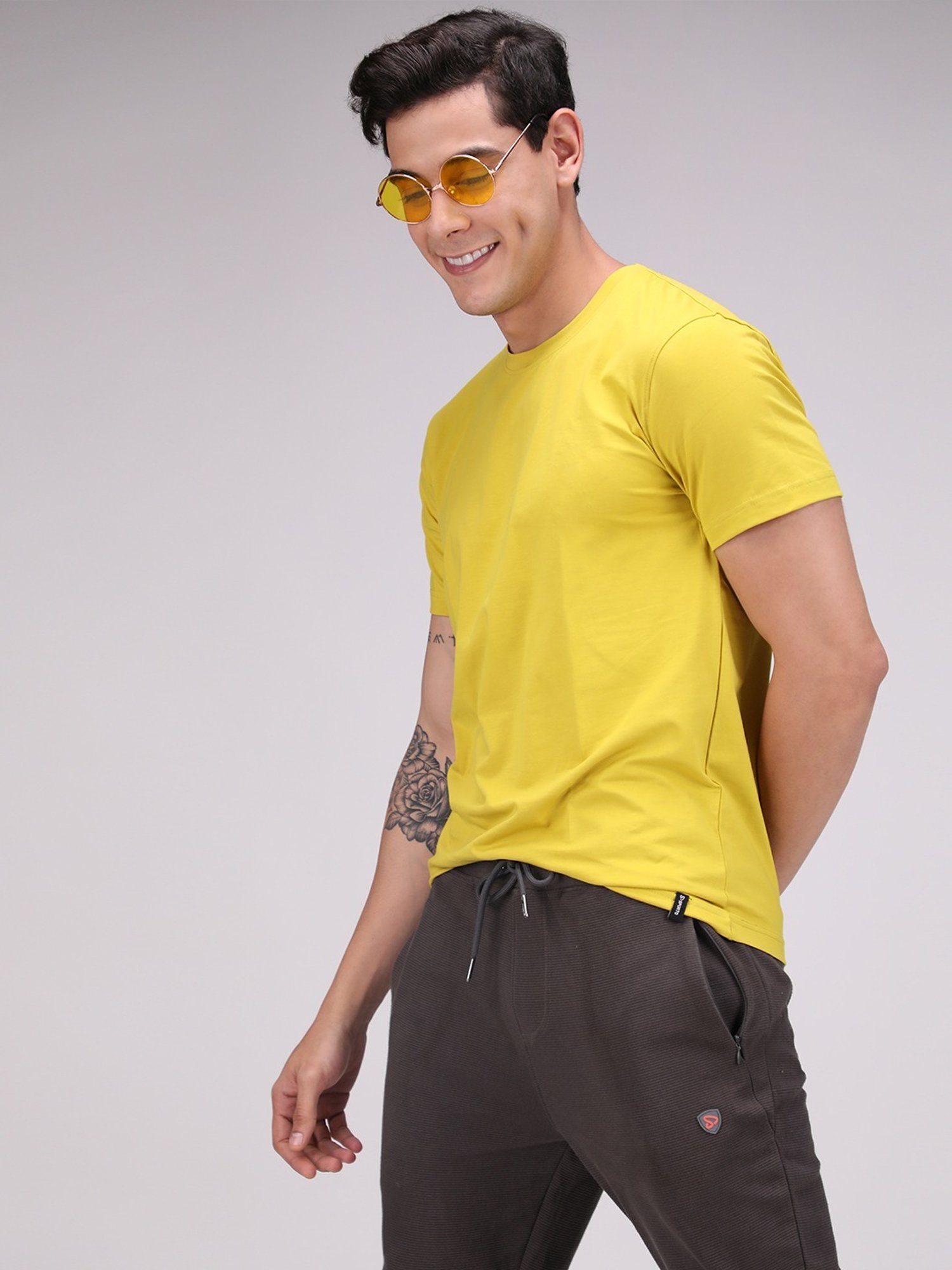 Sporto Mid Yellow Slim Fit T-Shirt