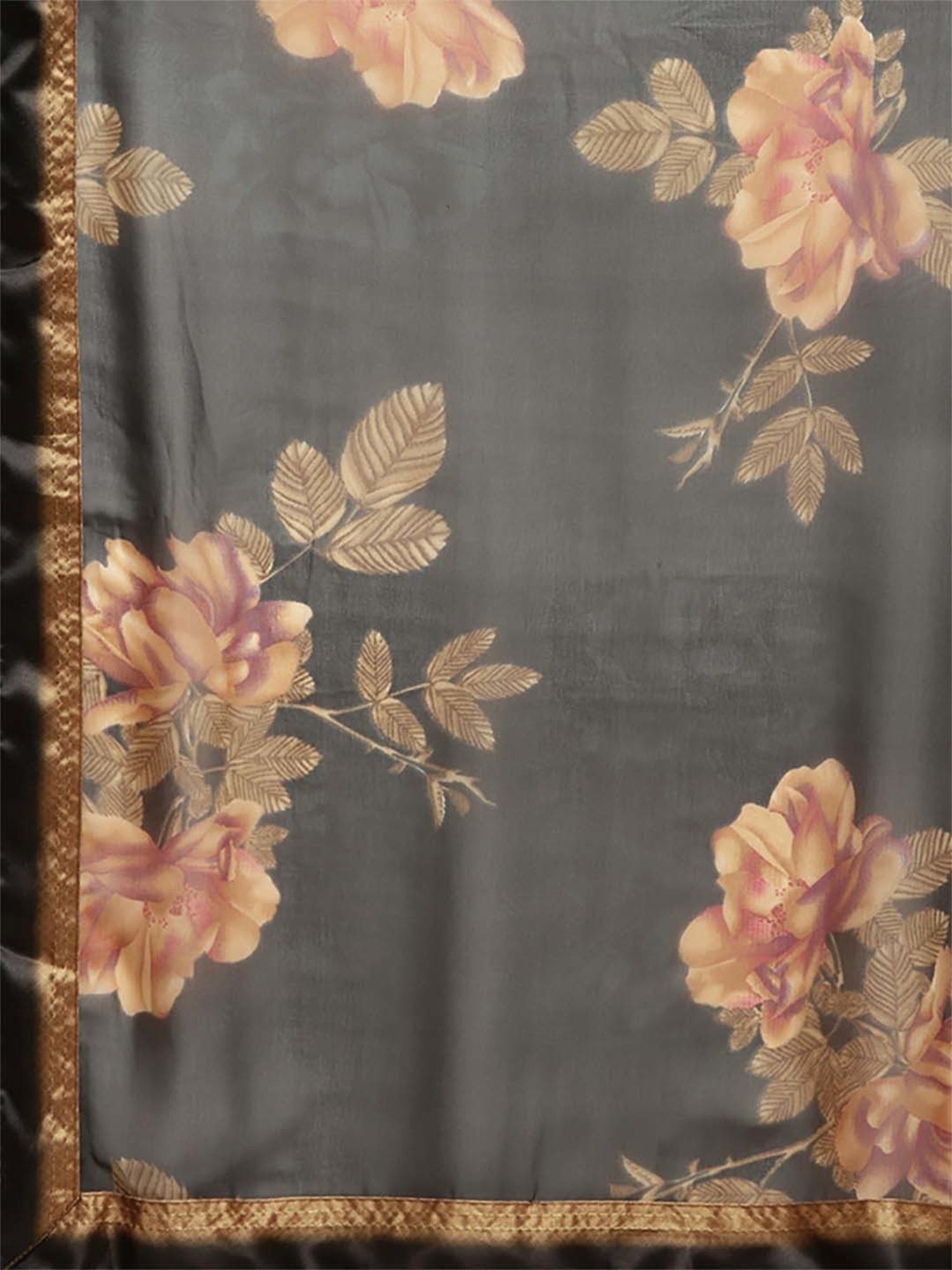 Rangita Black Floral Print Saree With Unstitched Blouse