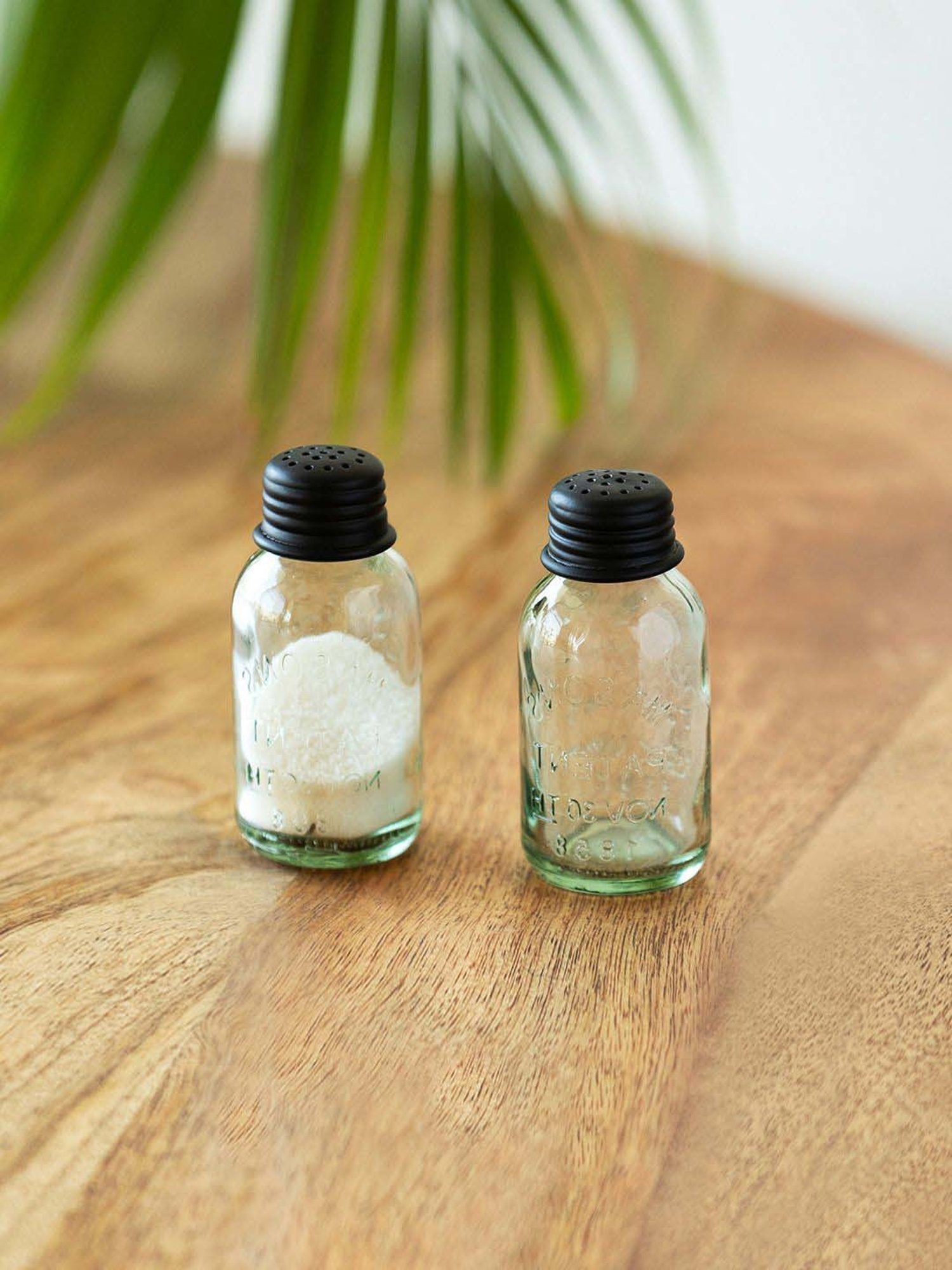 ExclusiveLane Transparent & Black Glass Mason Bottle Salt & Pepper Shakers Set