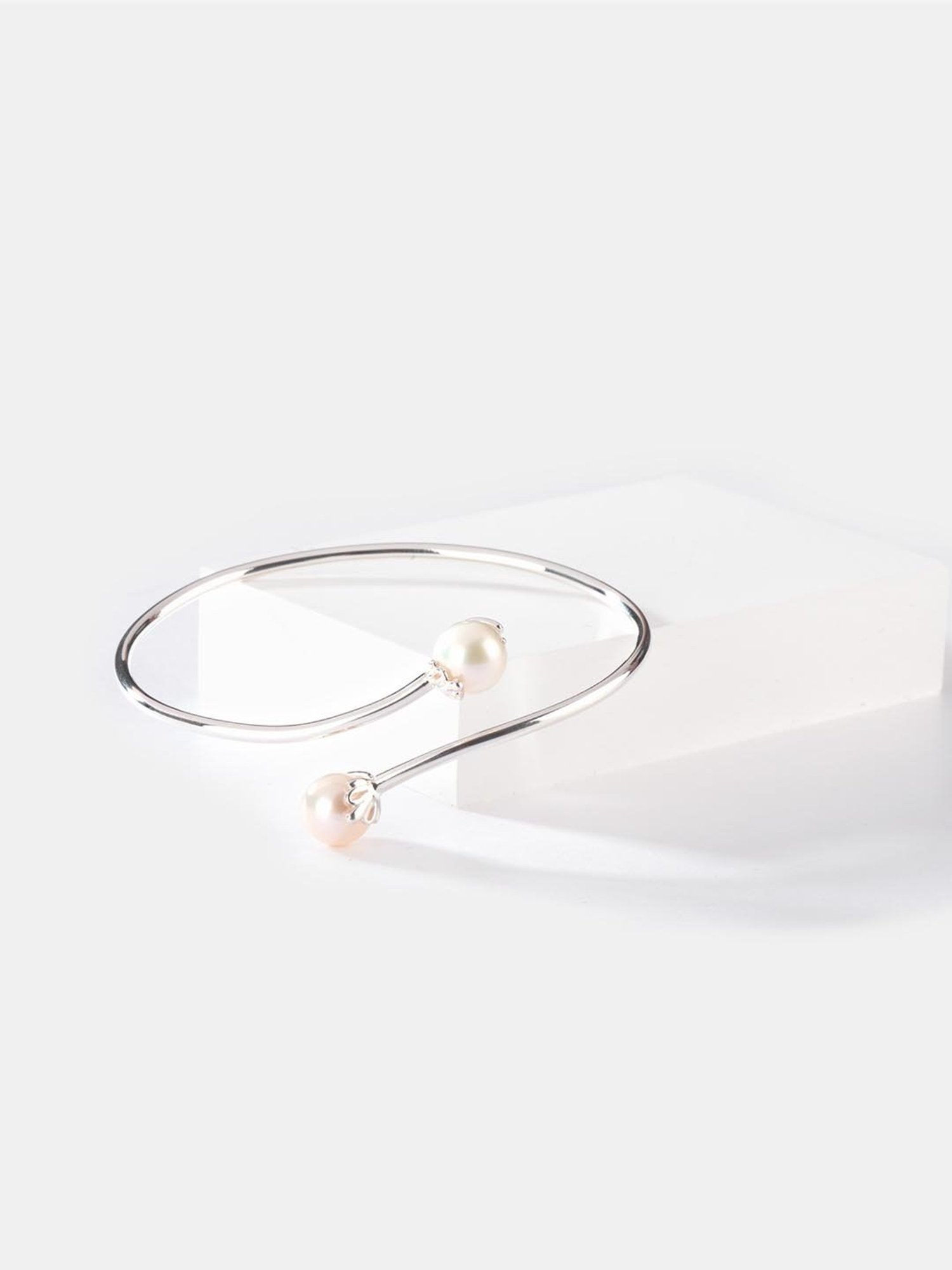 Shaya 92.5 Sterling Silver The Pearl-fect Bracelet for Women