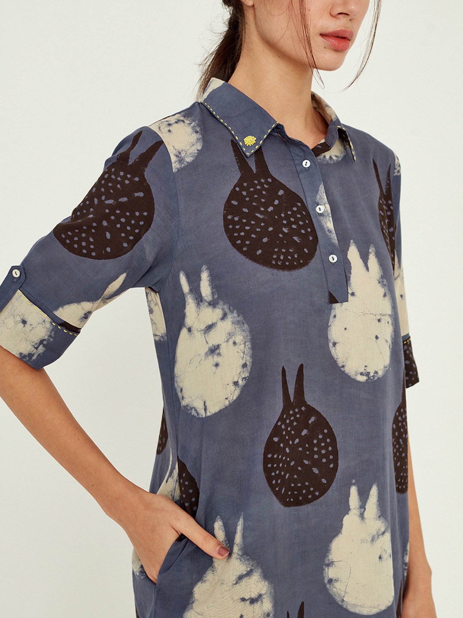 ANCESTRY Blue Printed Straight Kurta