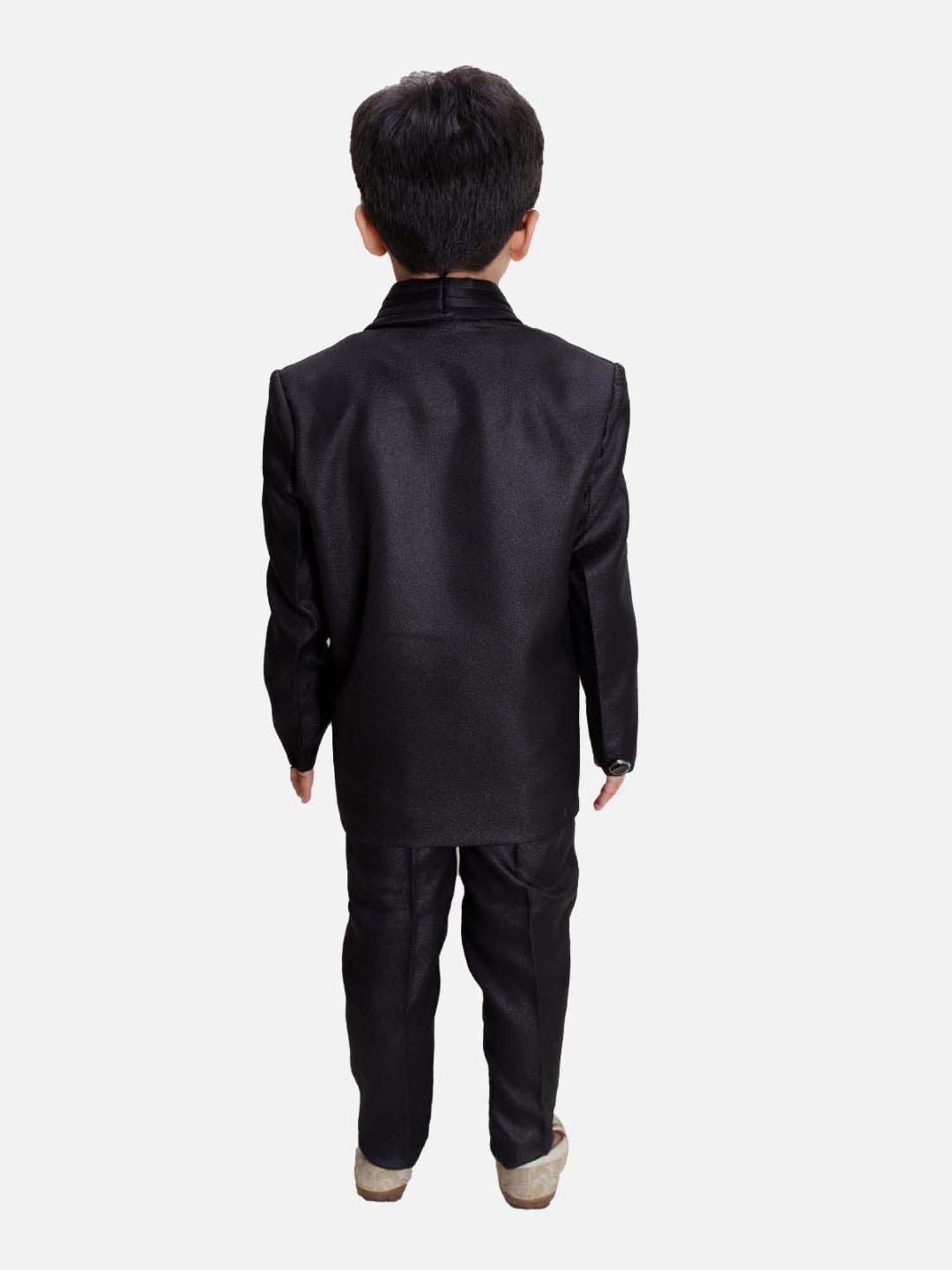 Fourfolds Boys Black & White Solid Full Sleeves Suit Set