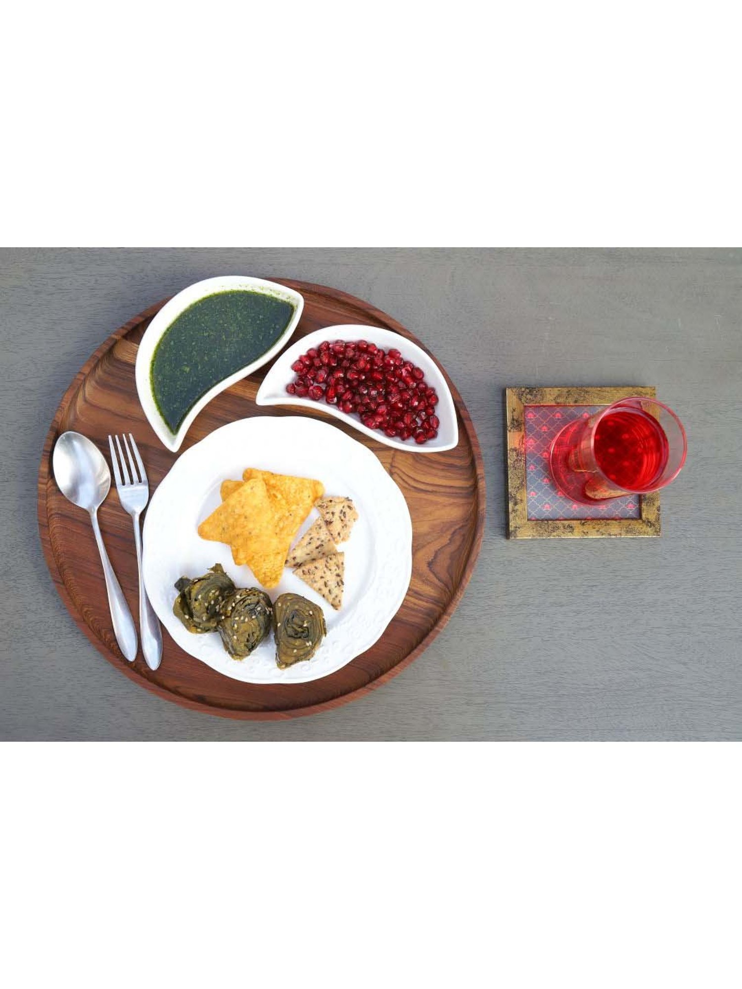 ICRAFT Sai Brown Acacia Wood Round Platter - Set of 1