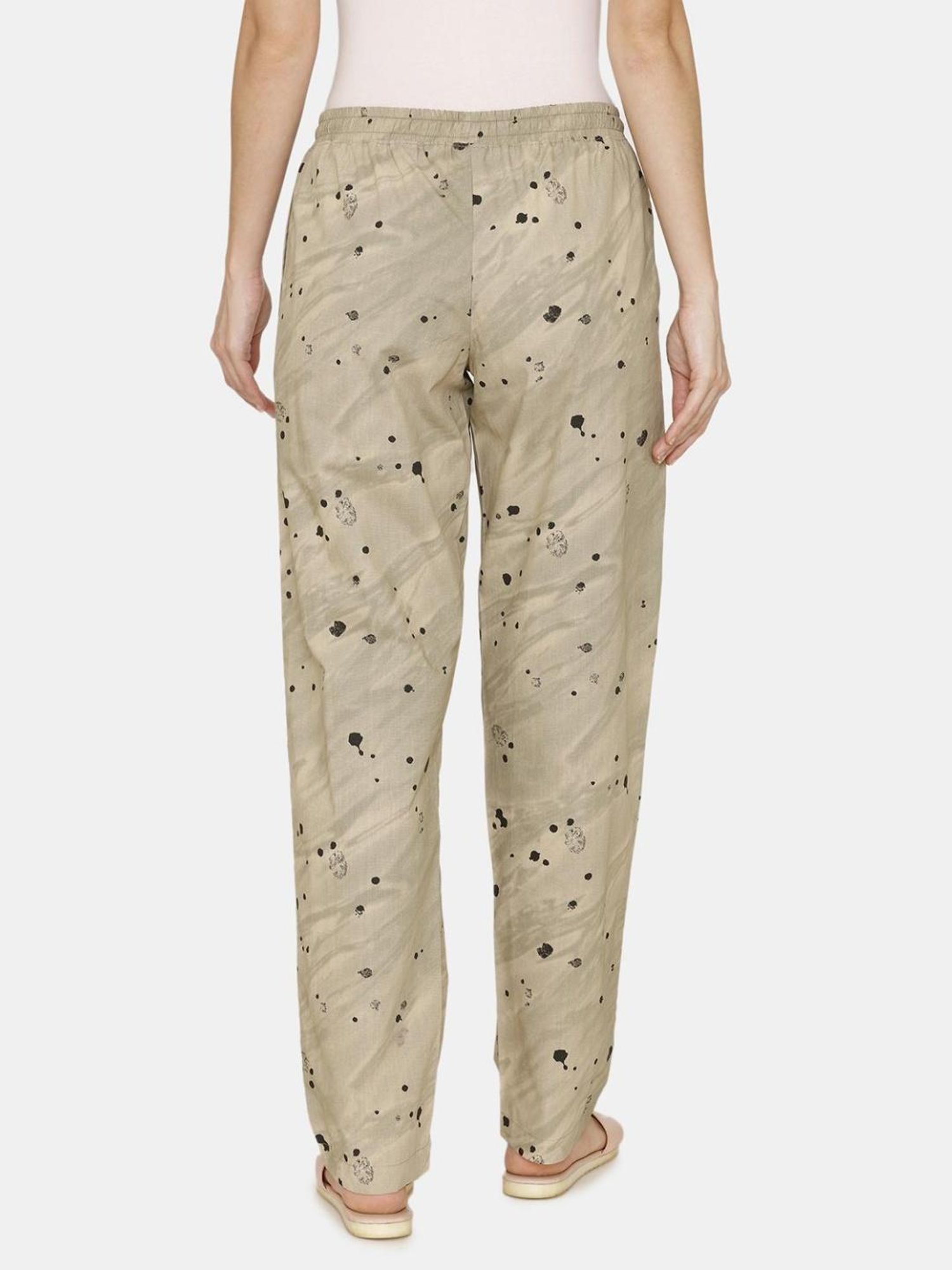 Coucou by Zivame Beige Printed Pajamas