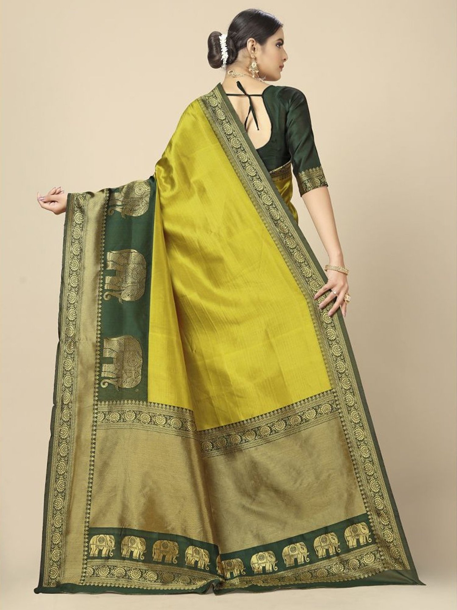Rangita Green Silk Woven Saree With Unstitched Blouse