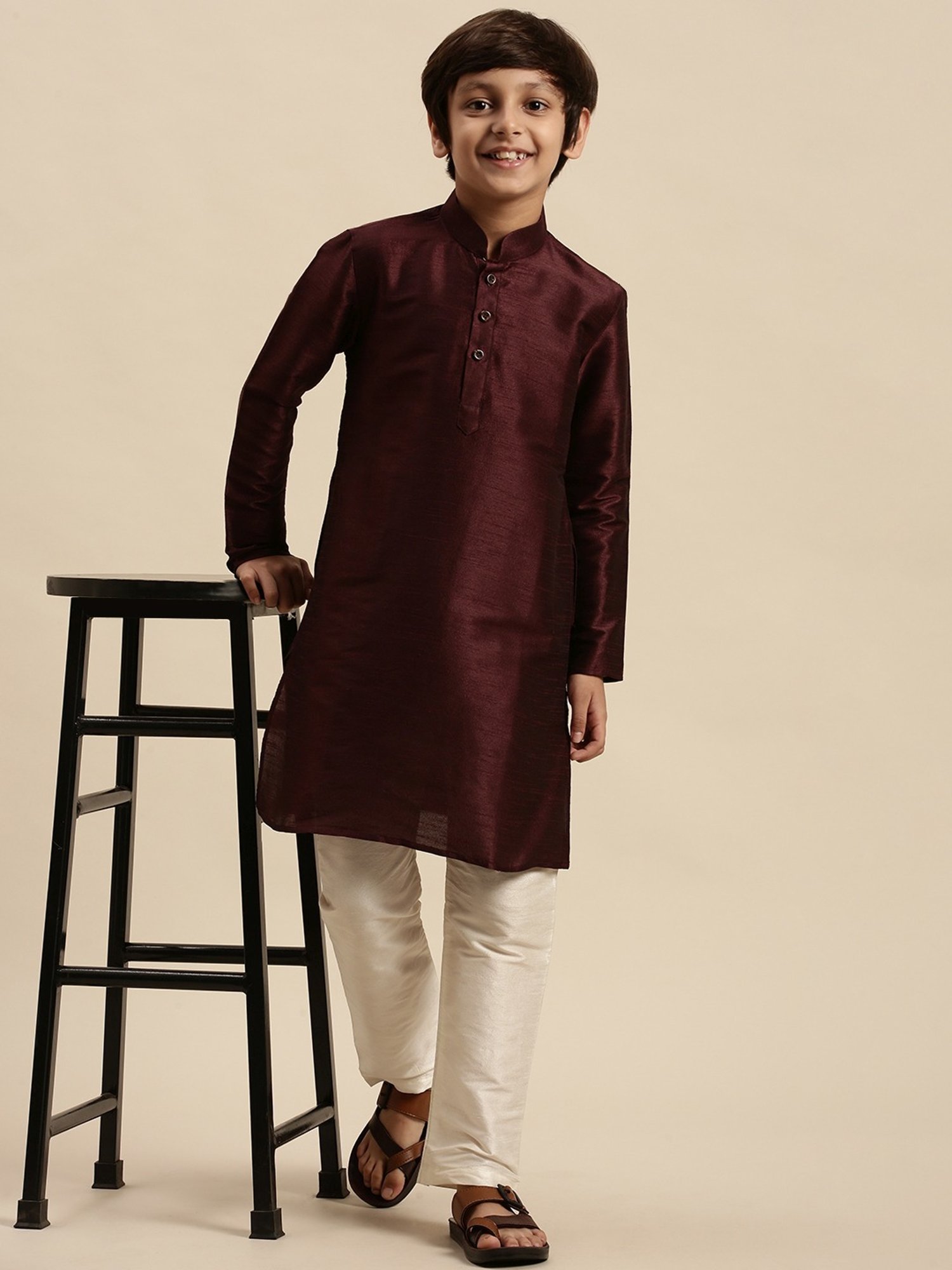Sanwara Kids Wine Red & White Solid Kurta Set