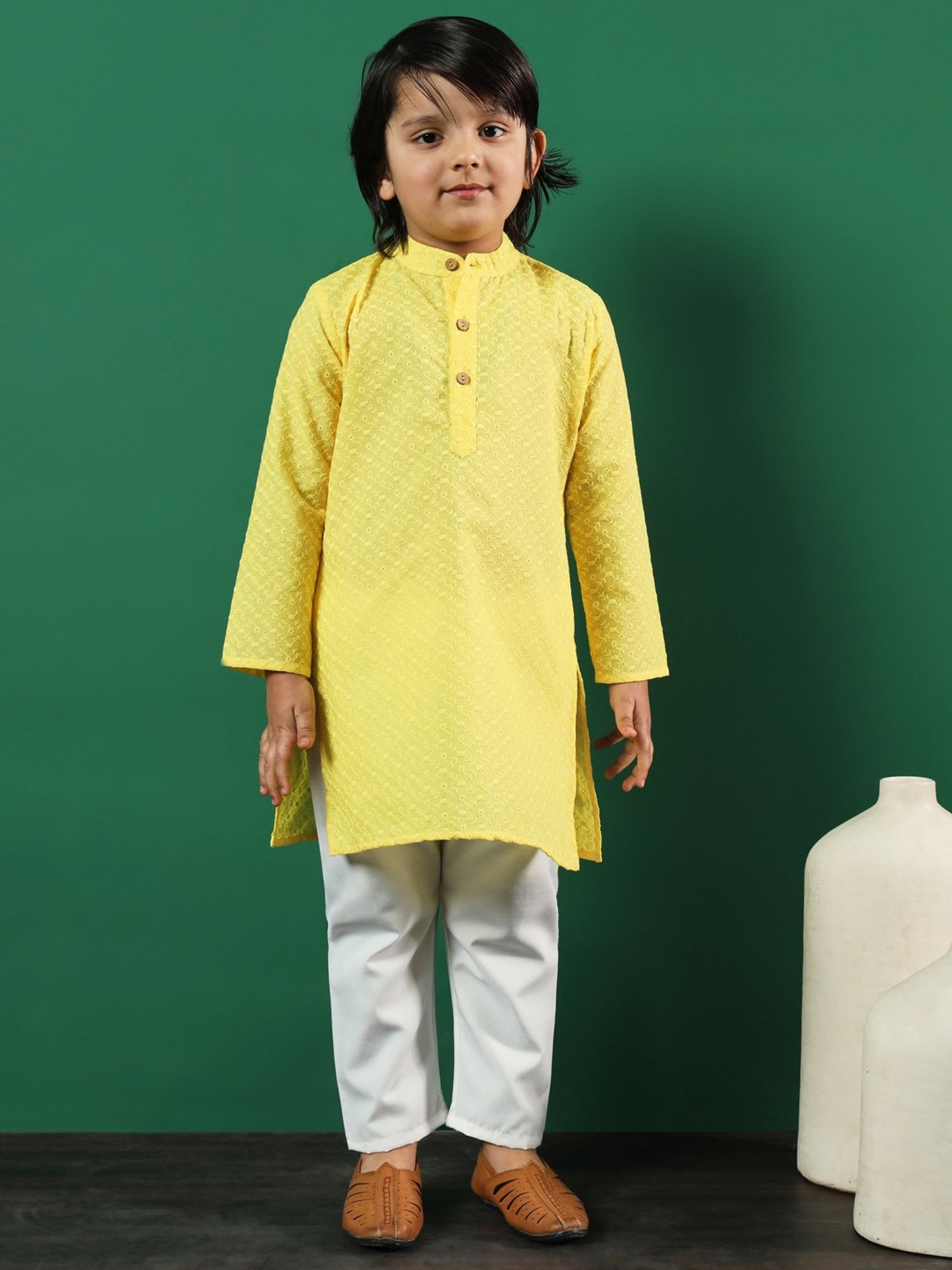 READIPRINT FASHIONS Kids Yellow & White Embroidered Full Sleeves Kurta with Pyjamas