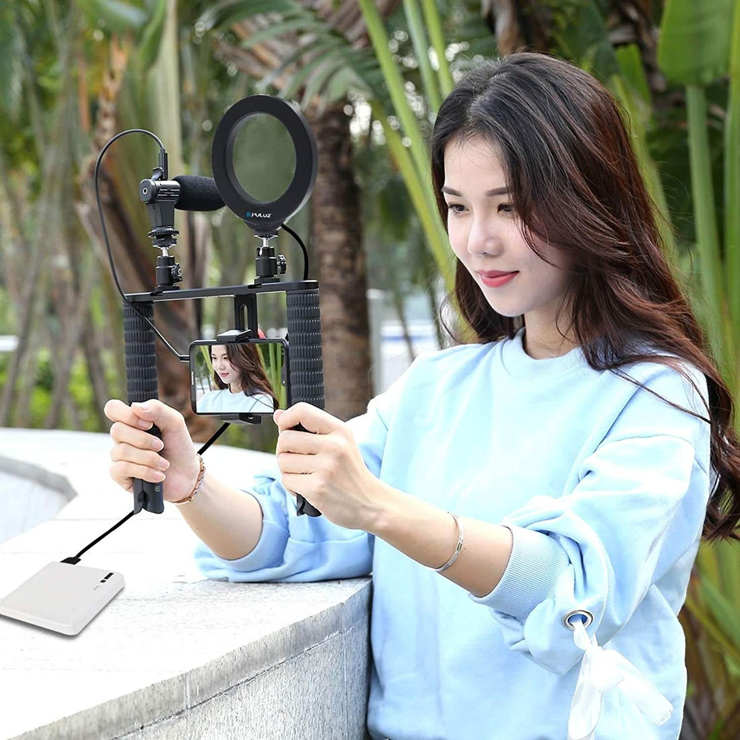 PULUZ 4 in 1 Vlogging Live Broadcast 4.6 inch Ring LED Selfie Light Smartphone Video Rig Handle Stabilizer Aluminum Bracket Kits with Microphone + Tripod Mount + Cold Shoe Tripod Head