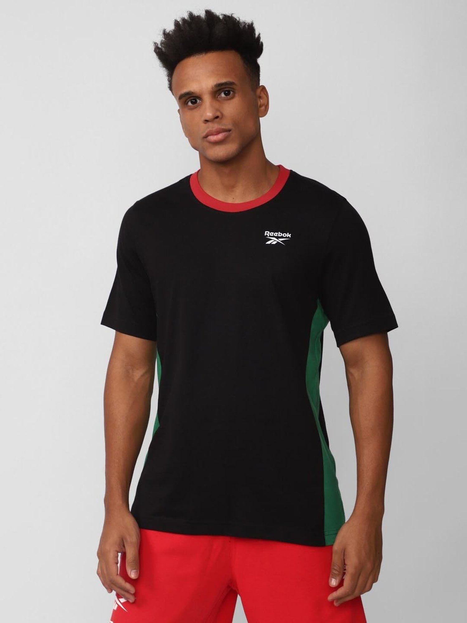 Reebok Black Cotton Slim Fit Printed T-Shirt