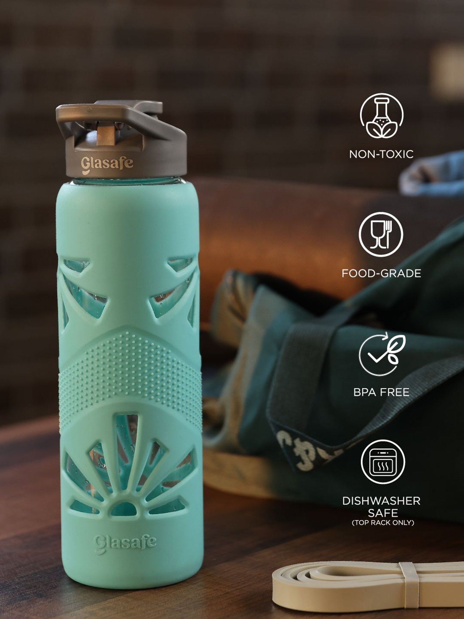 Glasafe Mellow Green Borosilicate Bottle with Protective Silicone Sleeve (750ml)