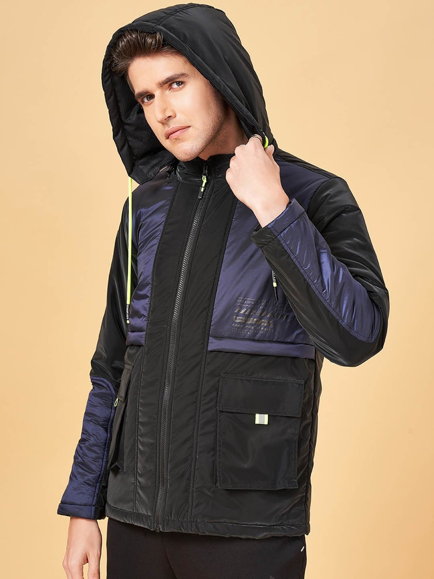 Street 808 by Pantaloons Black Regular Fit Colour Block Hooded Jacket
