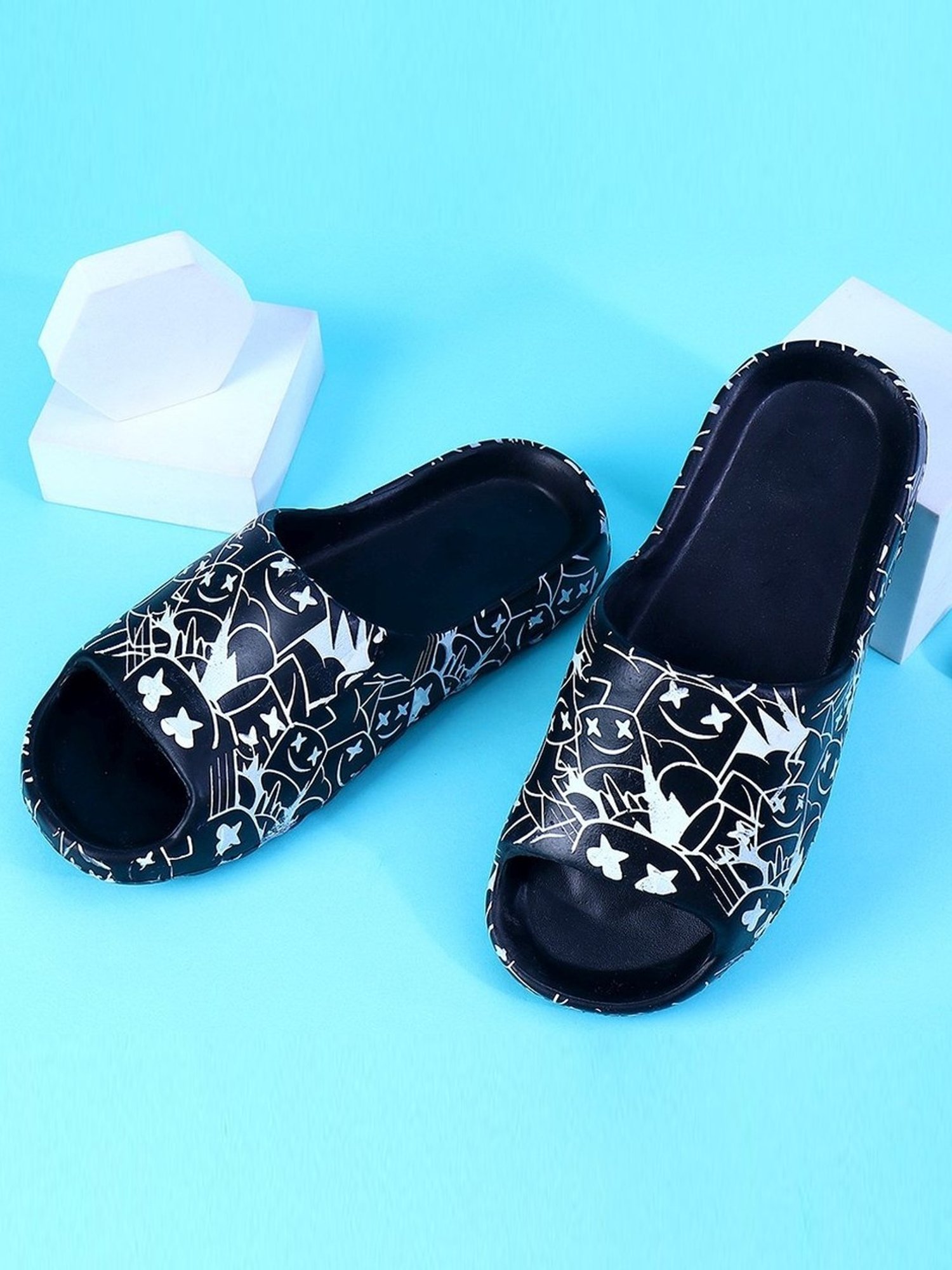 Pampy Angel Men's Black Slides