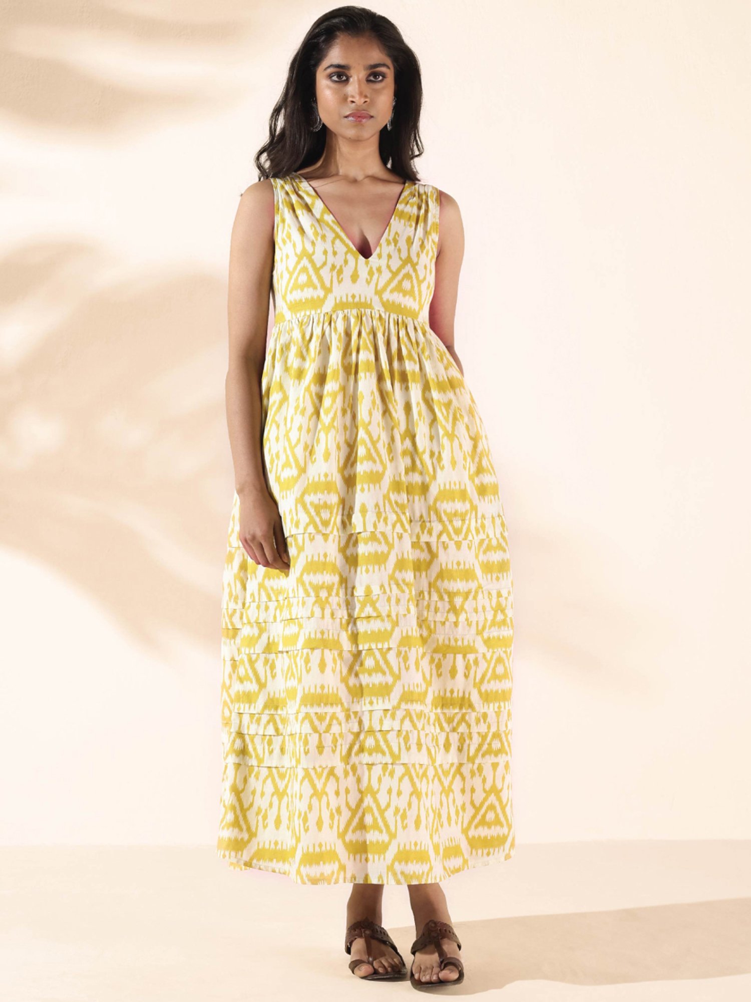 true Browns Yellow Printed Maxi Dress
