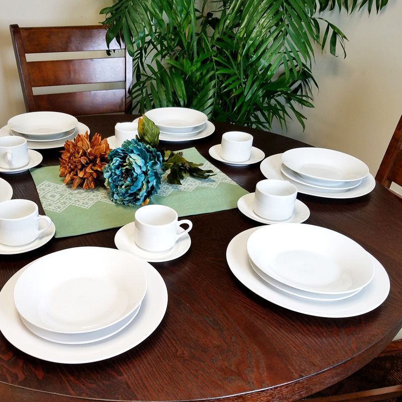 Gibson Rosendal 30 Piece Porcelain Dinnerware Set in White