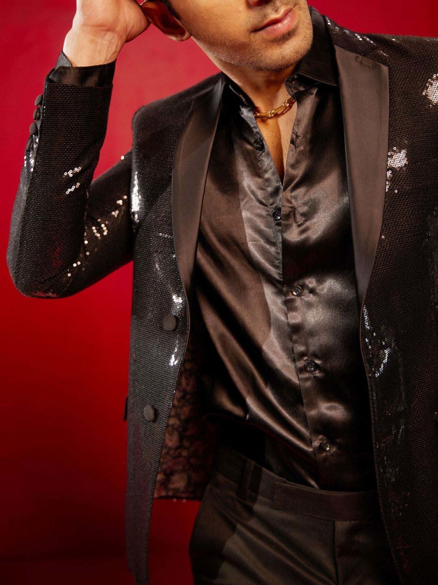 Vastramay Black Regular Fit Embellished Blazer