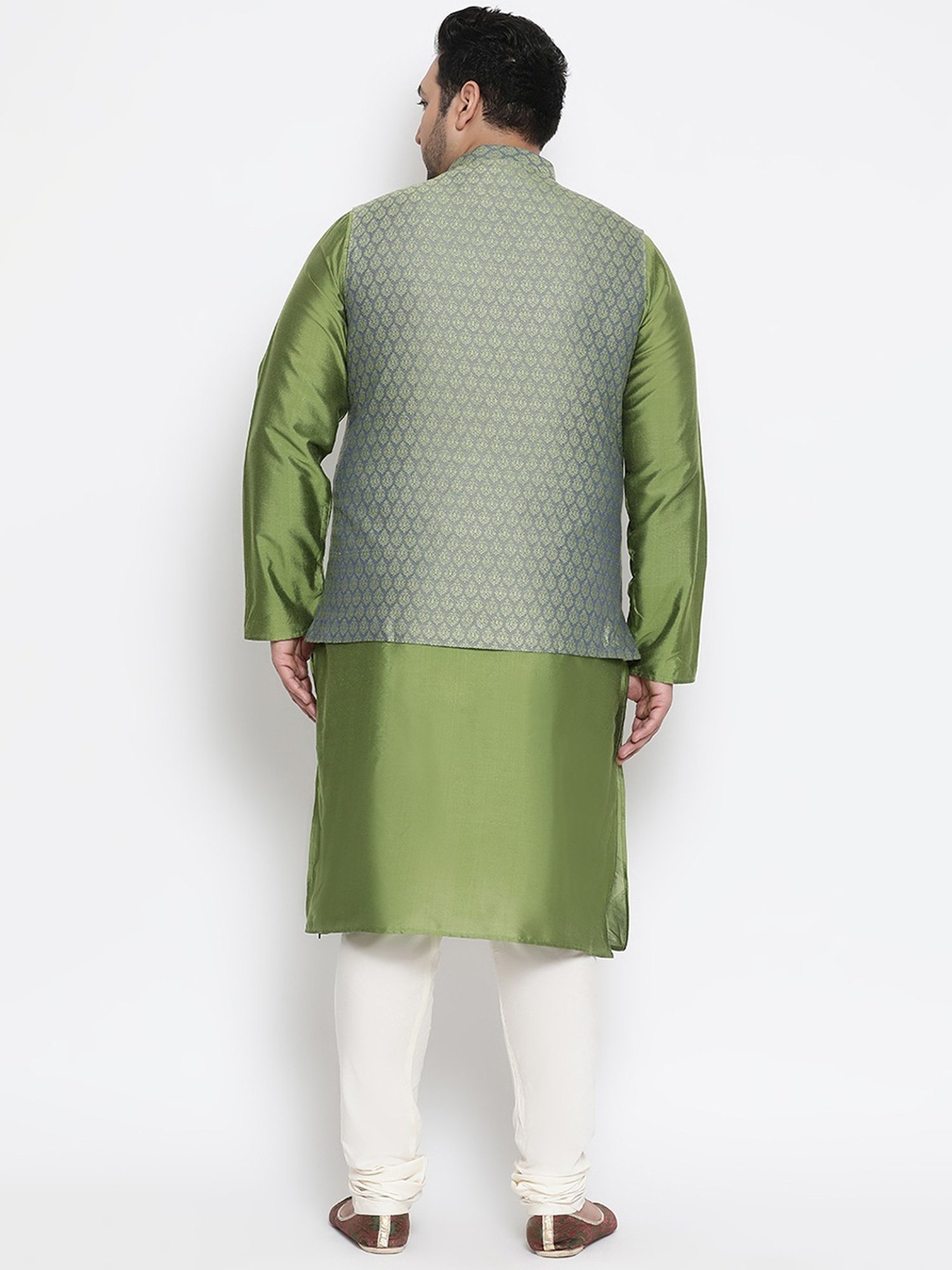 KISAH PLUS Green Regular Fit Jacquard Kurta Set With Jacket