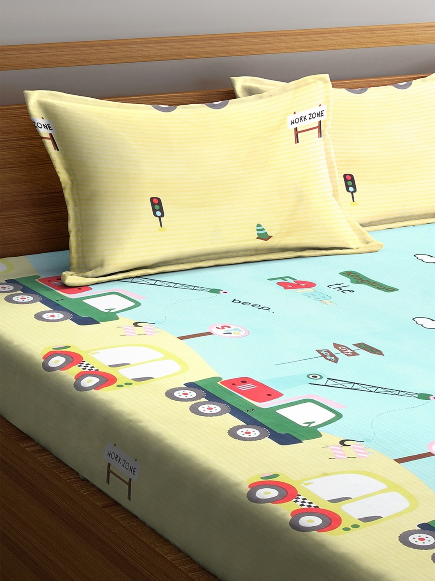 Klotthe Character based Multicolor 300 TC Cotton King Bedsheet with 2 Pillow Covers