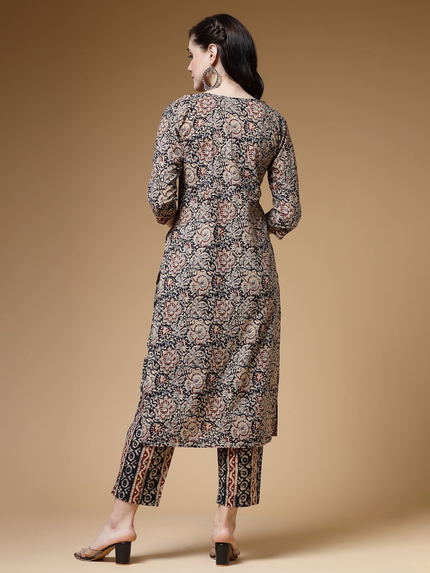 Indibelle Black Cotton Floral Kurta Pant Set